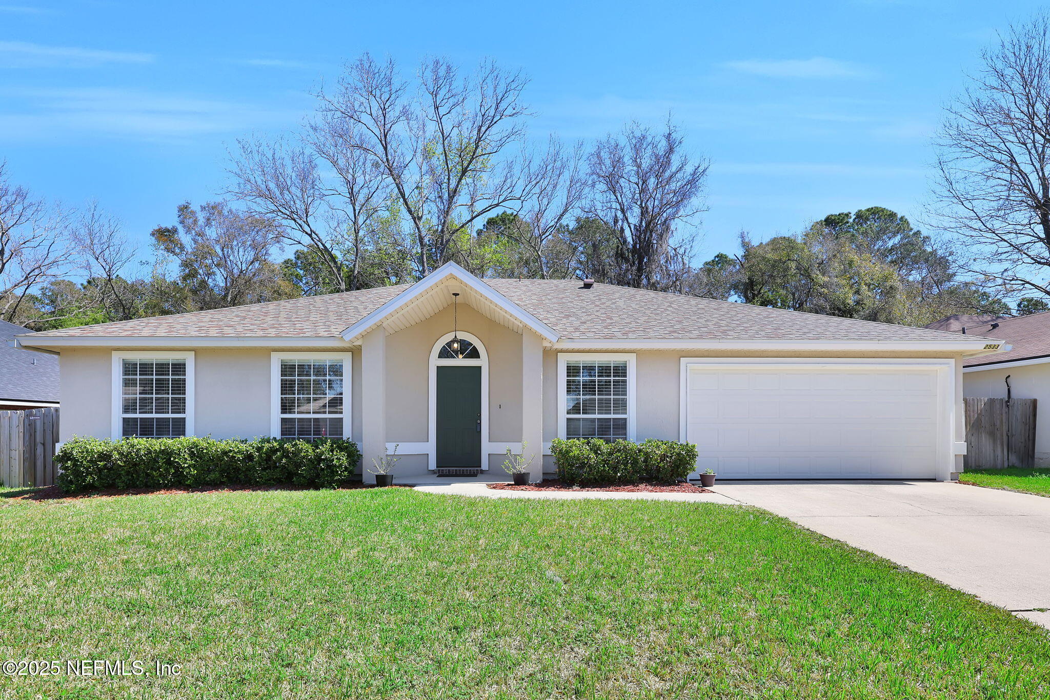 2533 CARRIAGE LAMP Drive