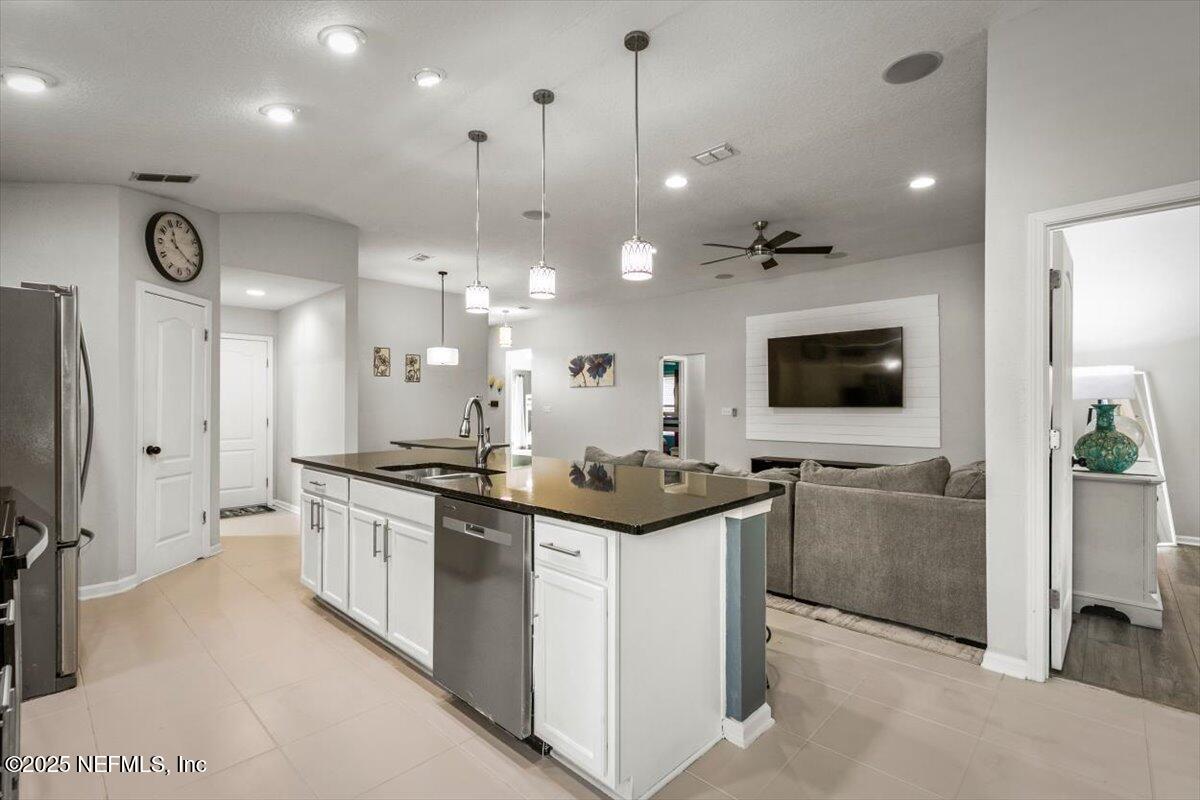 49 GAELIC Way, St. Johns