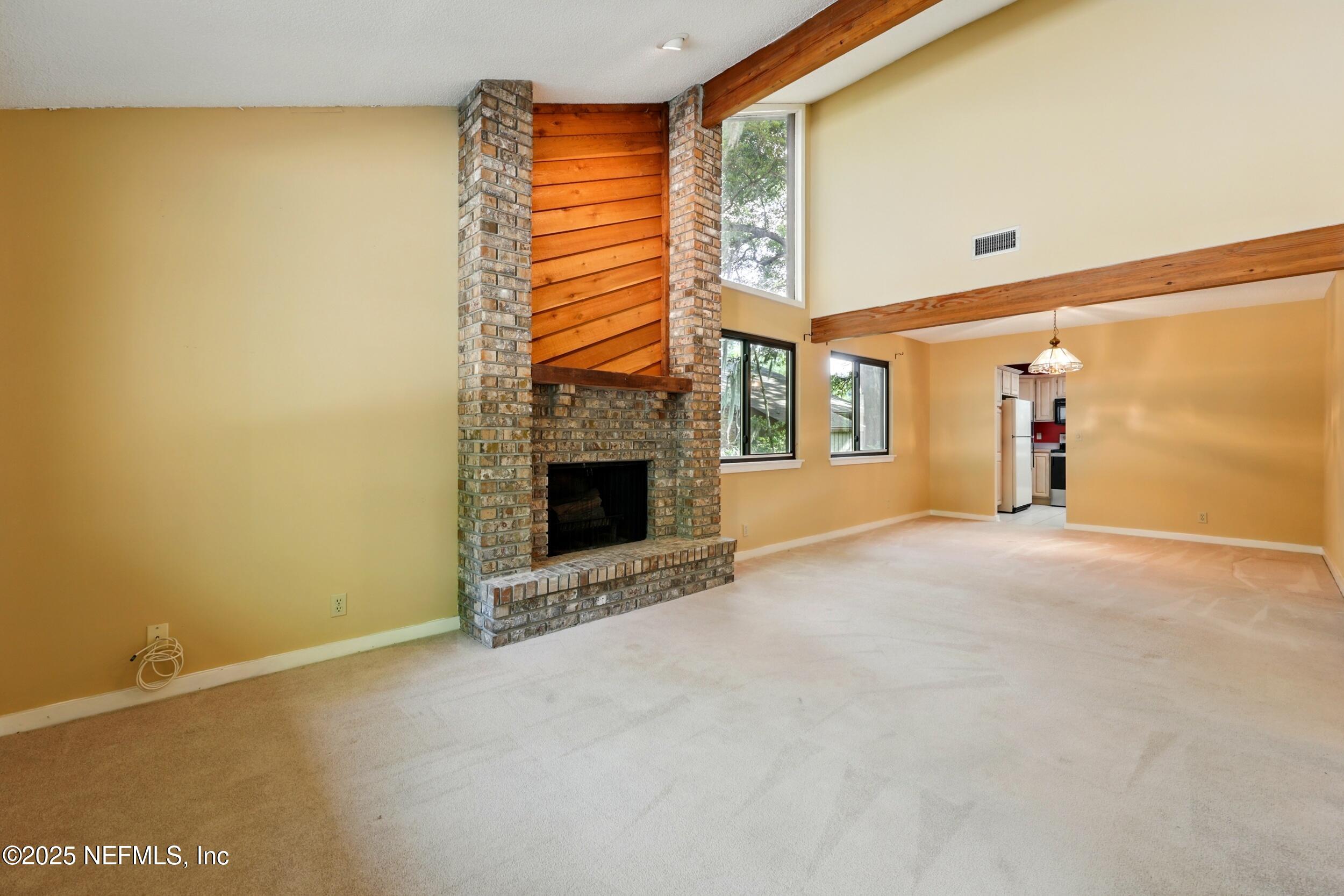 12047 HIDDEN HILLS Drive S