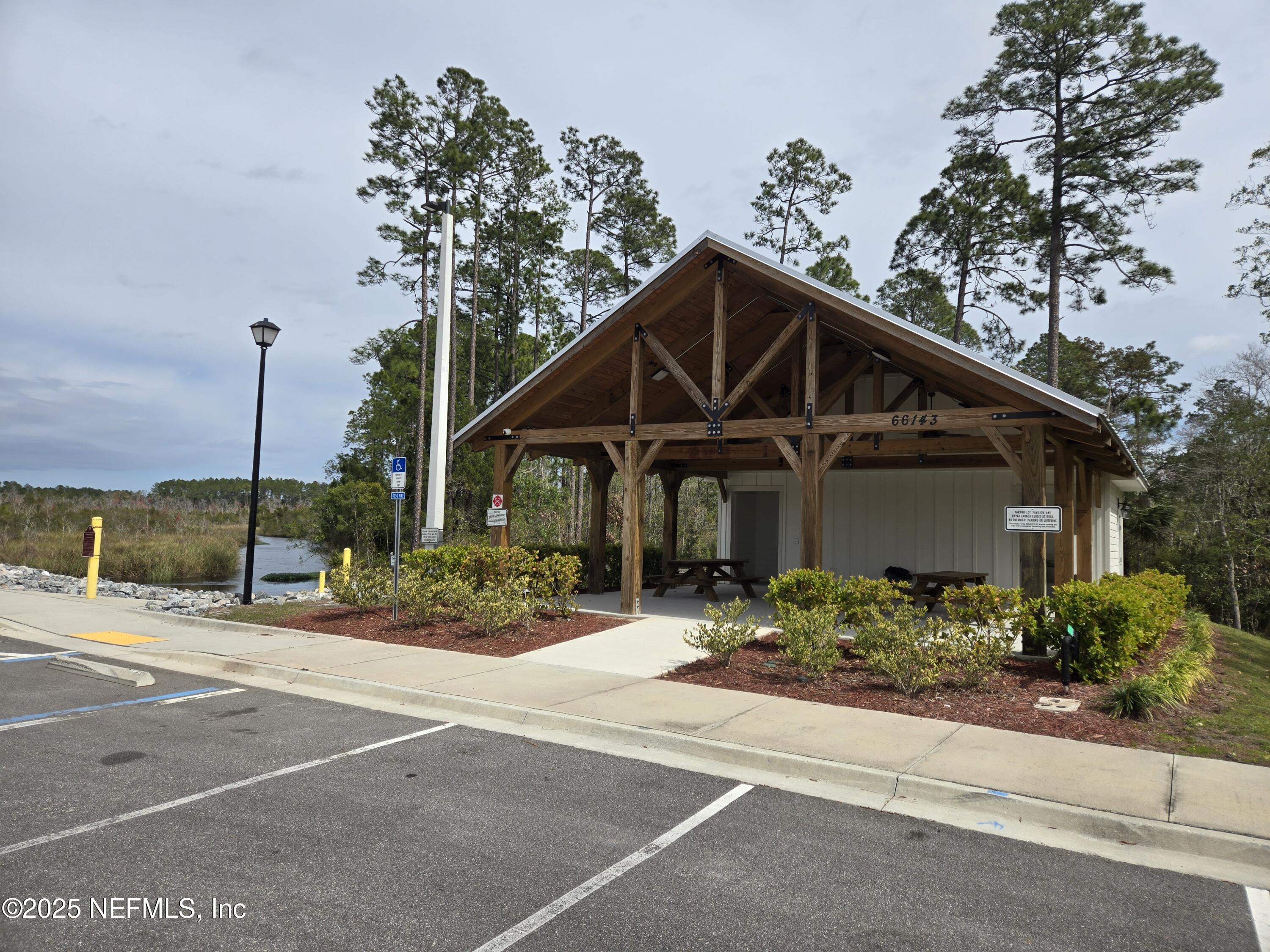 65247 RIVER GLEN Parkway