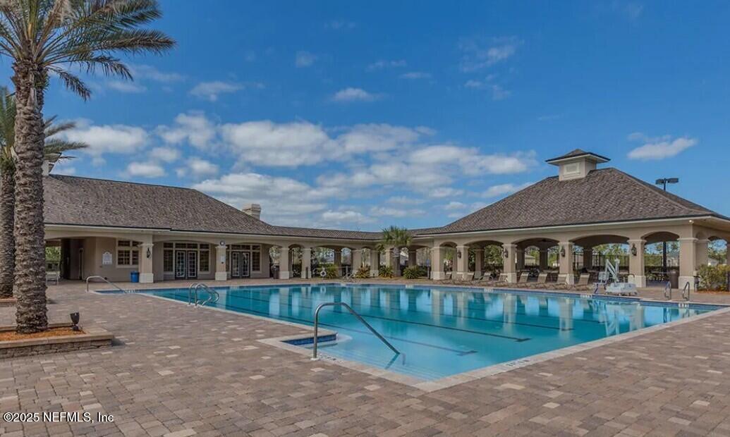 65247 RIVER GLEN Parkway