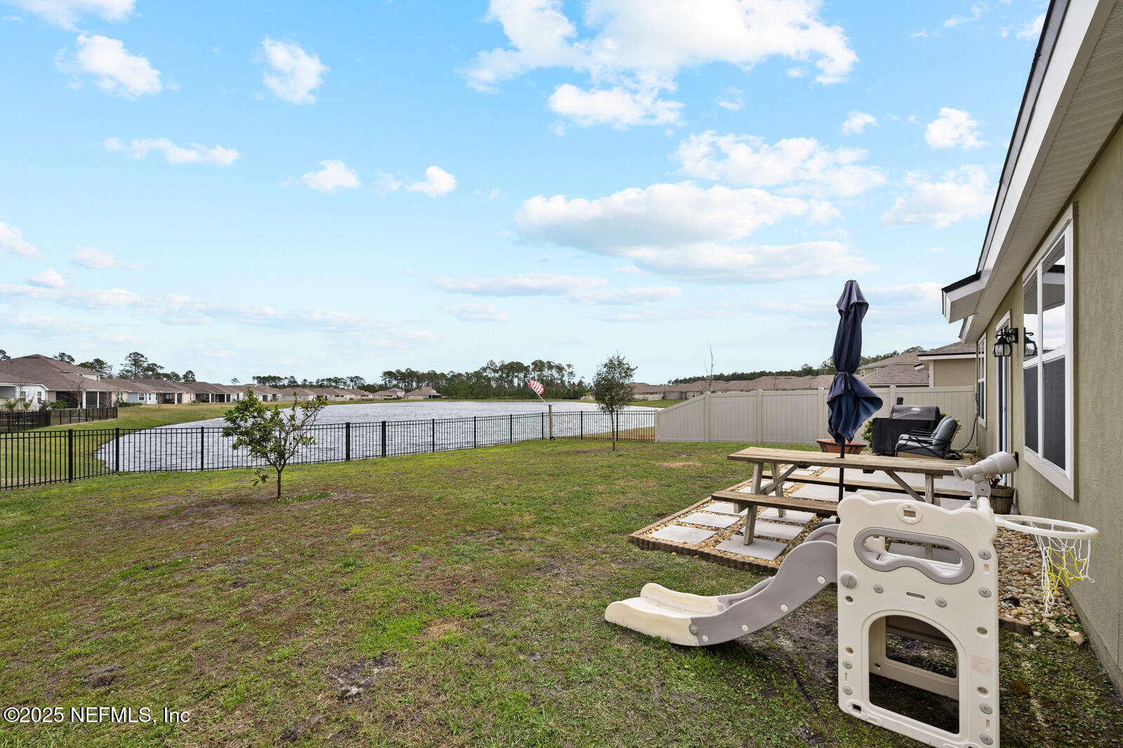 65247 RIVER GLEN Parkway