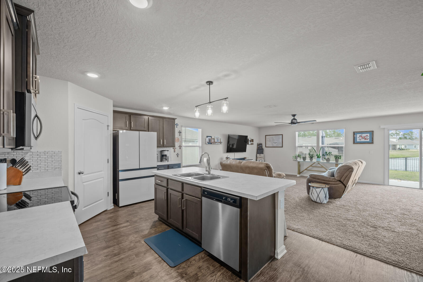 65247 RIVER GLEN Parkway