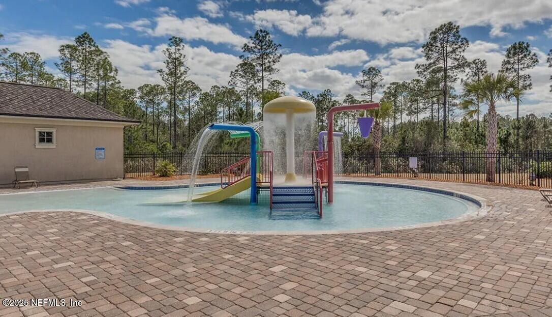 65247 RIVER GLEN Parkway