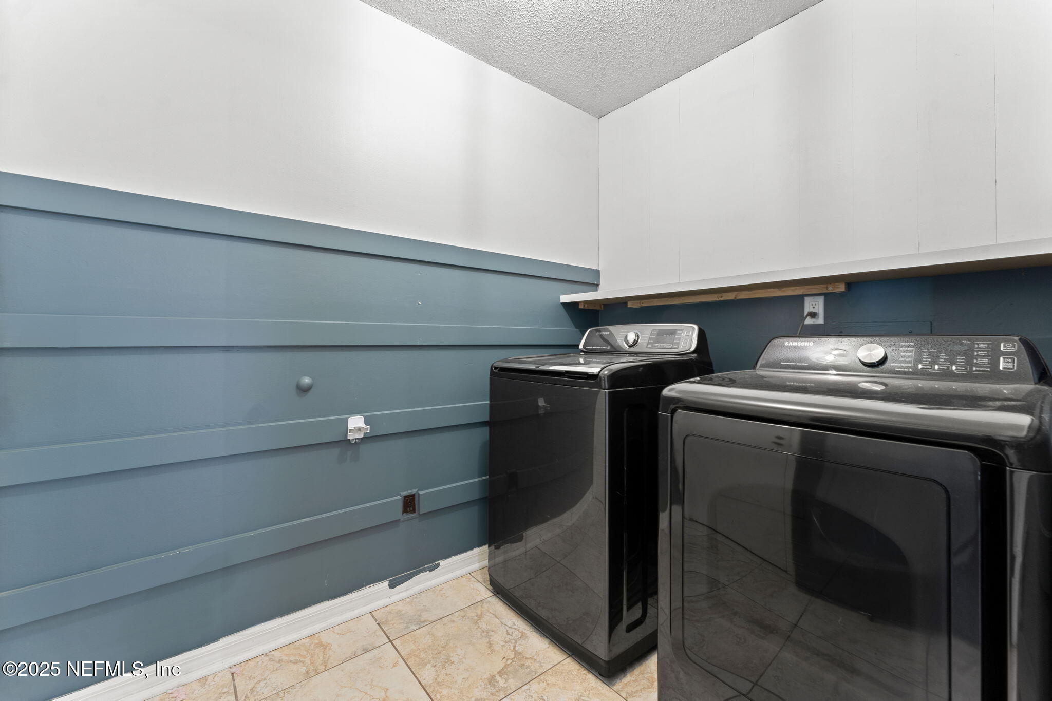 10605 INVERNESS Drive