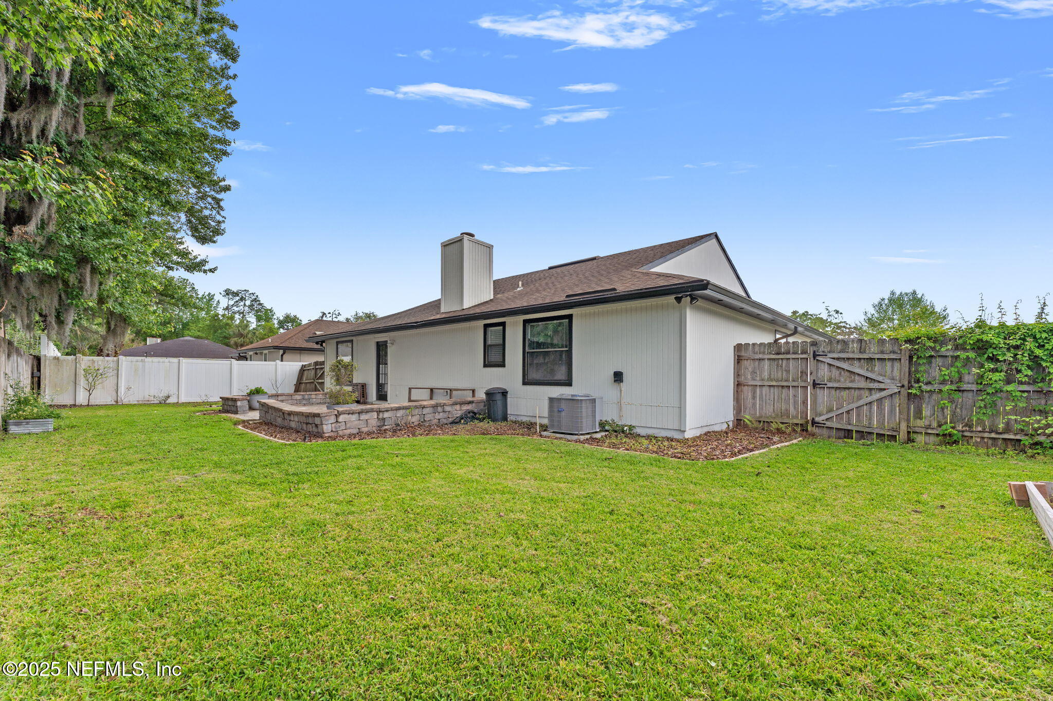 10605 INVERNESS Drive