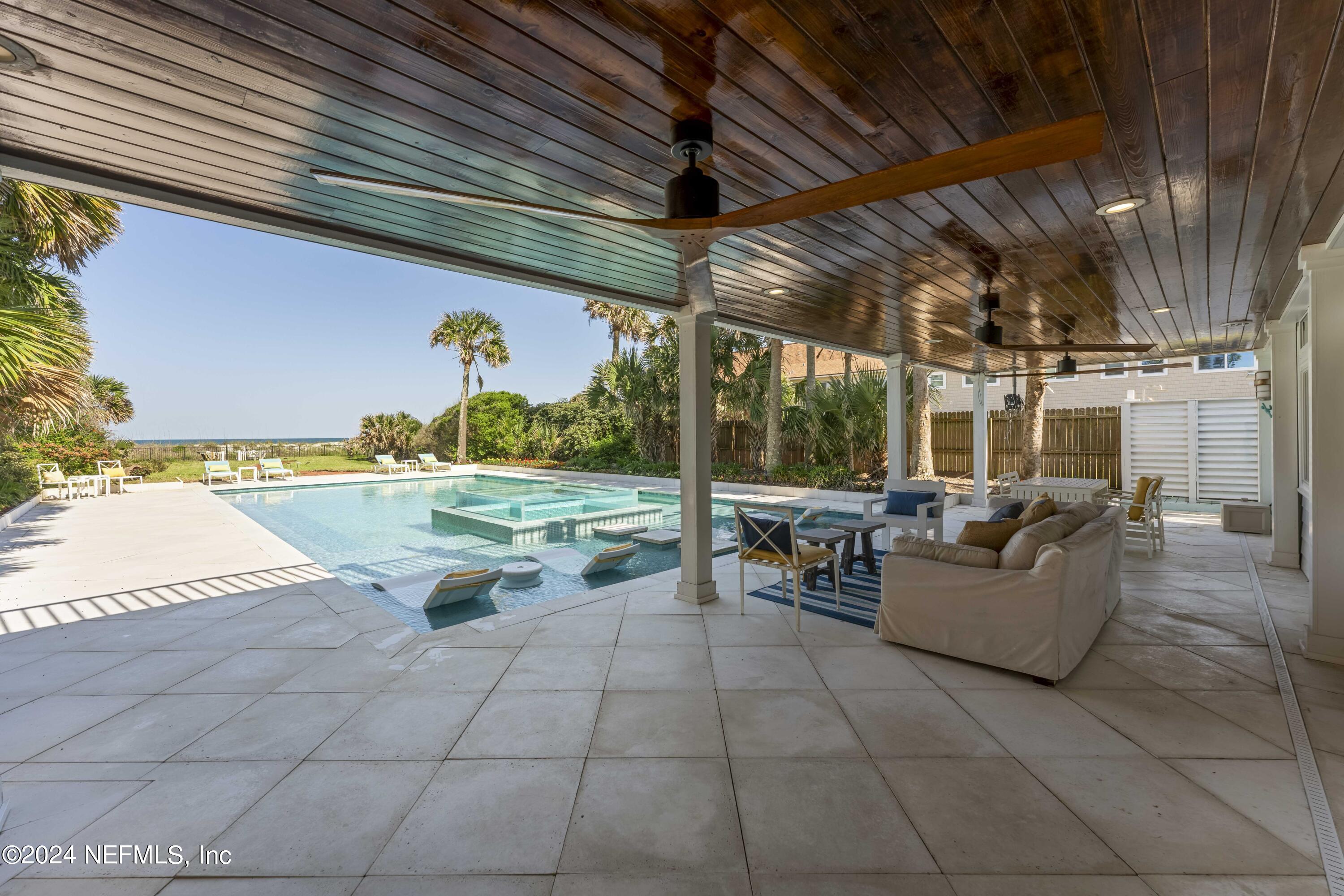 1057 BEACH Avenue