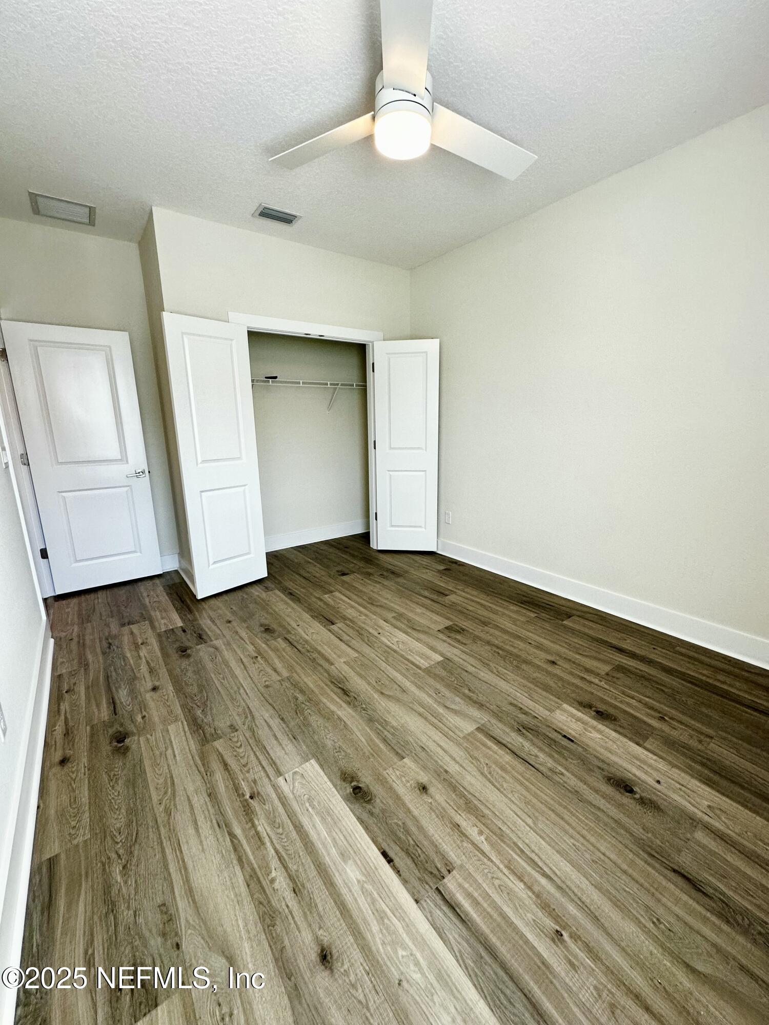 405 CRESTVIEW Drive