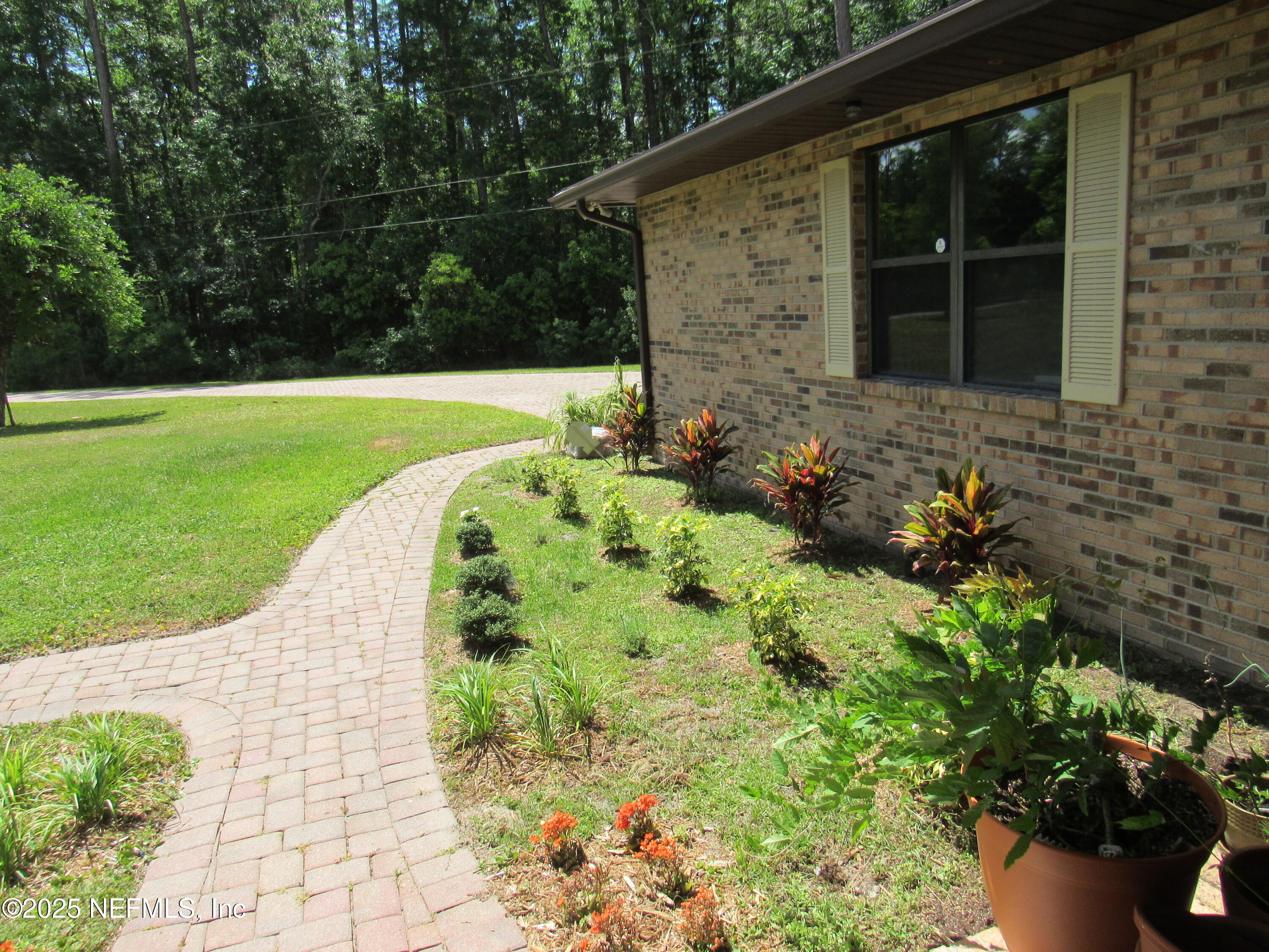 11914 TIERRA VERDE Court