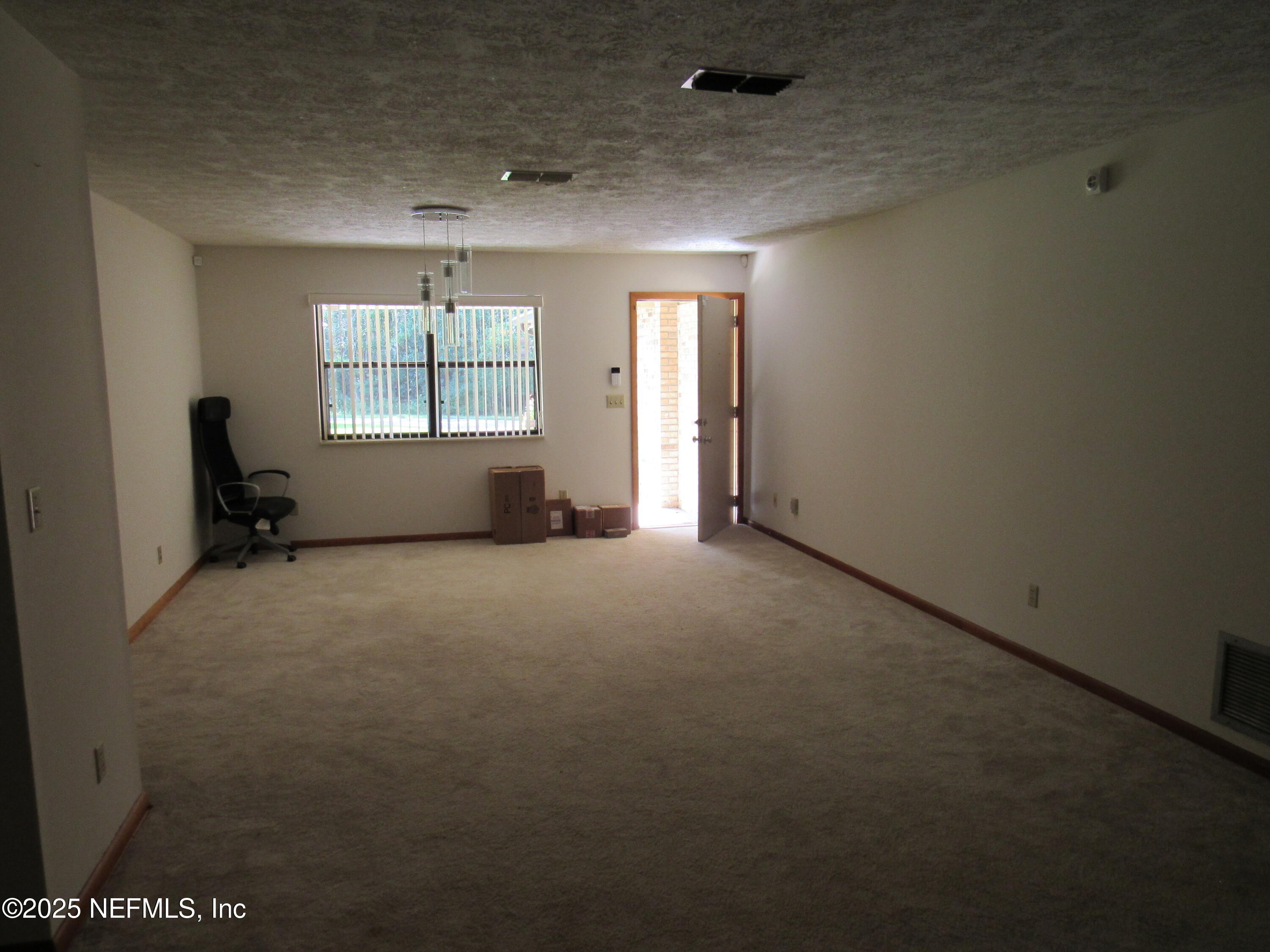 11914 TIERRA VERDE Court