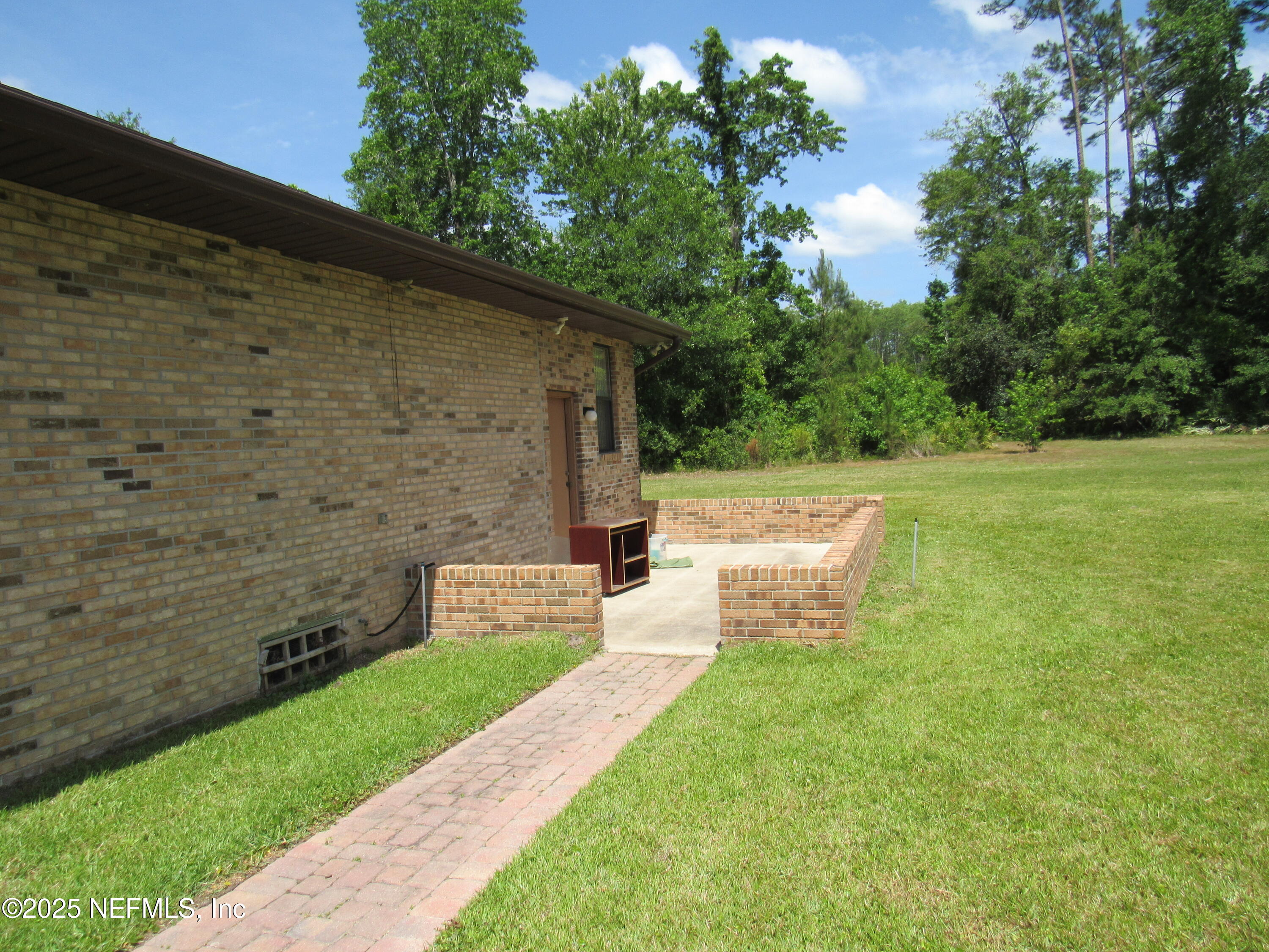 11914 TIERRA VERDE Court