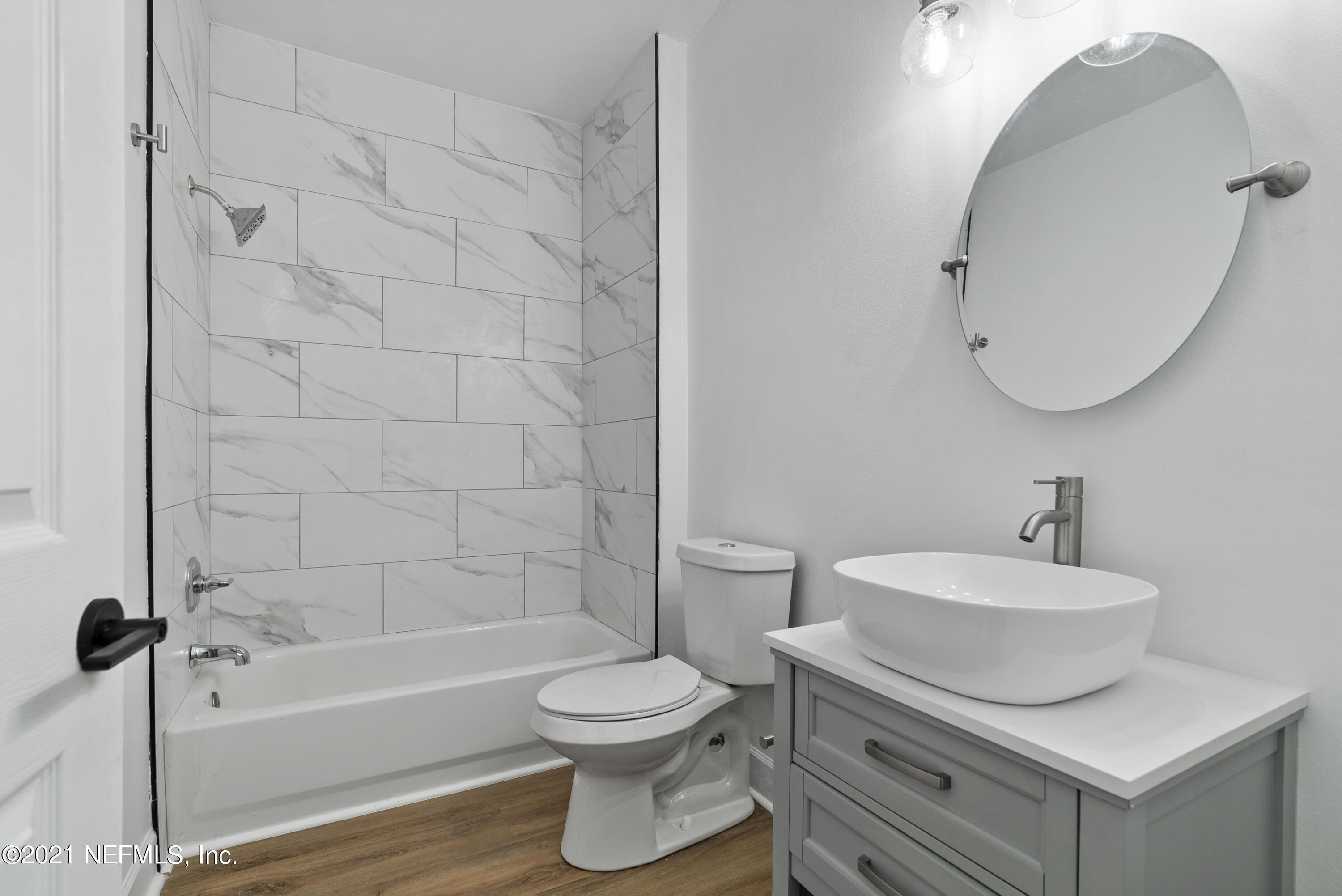 230 COLIMA Court, 937