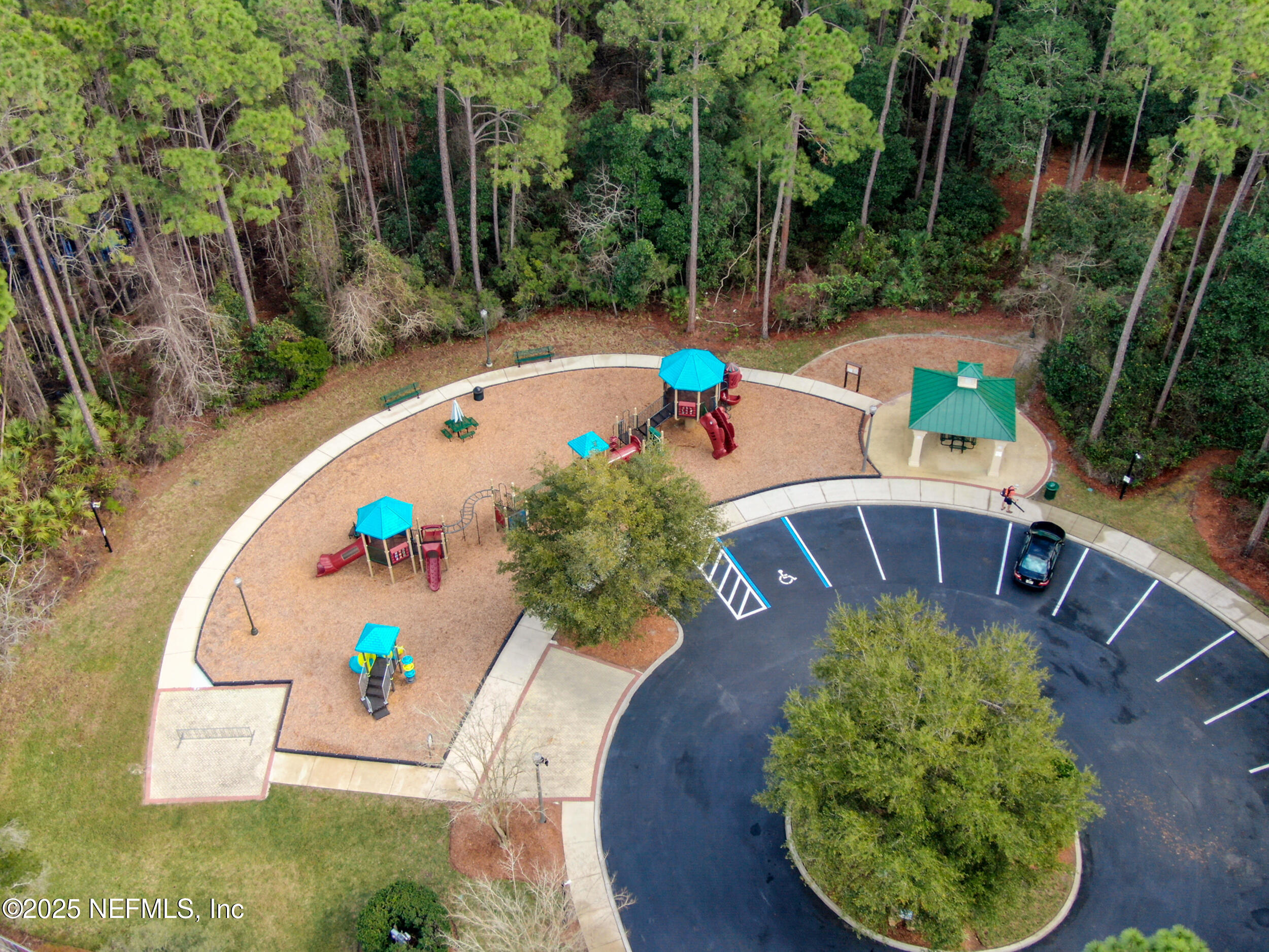 428 TWIN OAKS Lane, St. Johns