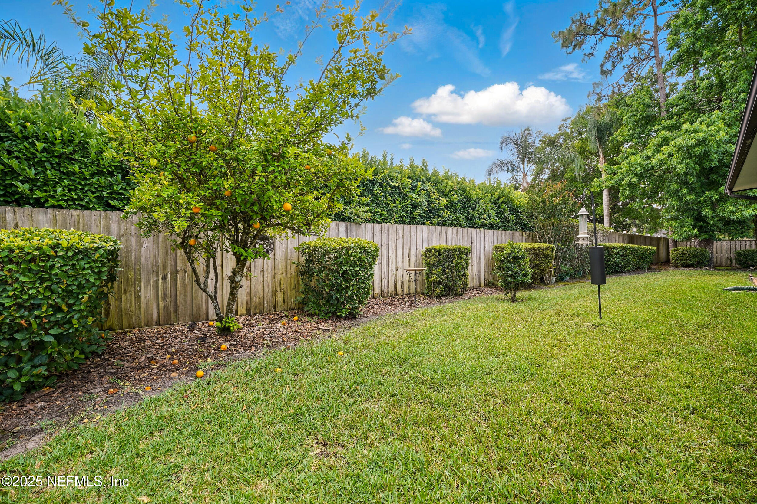 428 TWIN OAKS Lane, St. Johns