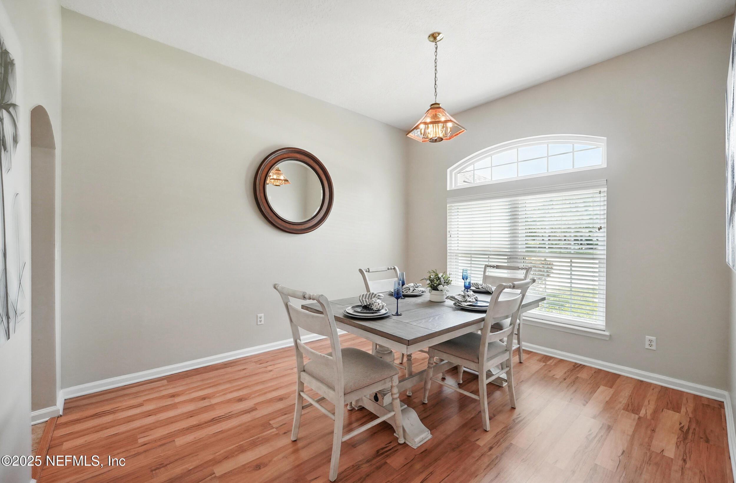 428 TWIN OAKS Lane, St. Johns