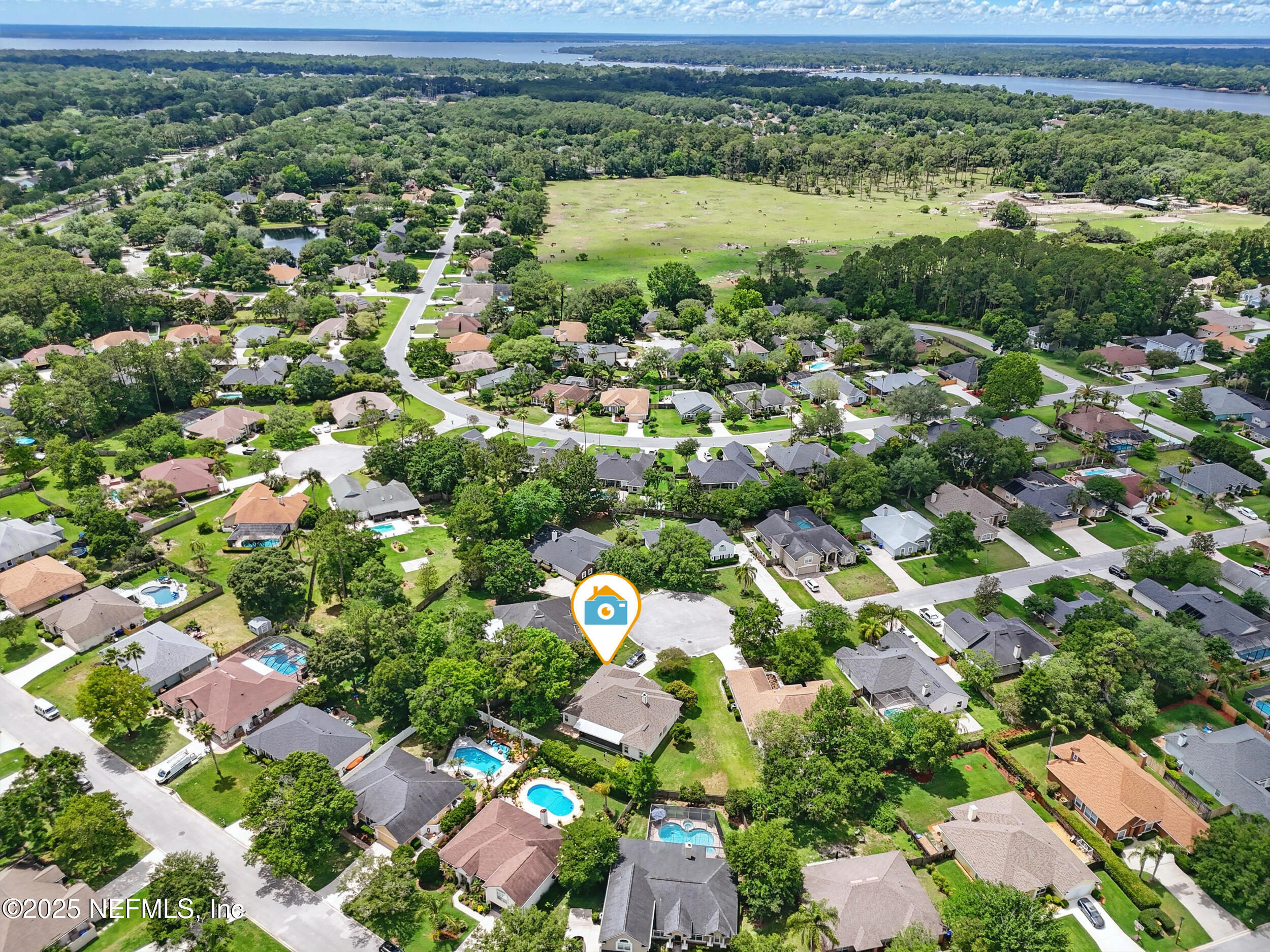 428 TWIN OAKS Lane, St. Johns