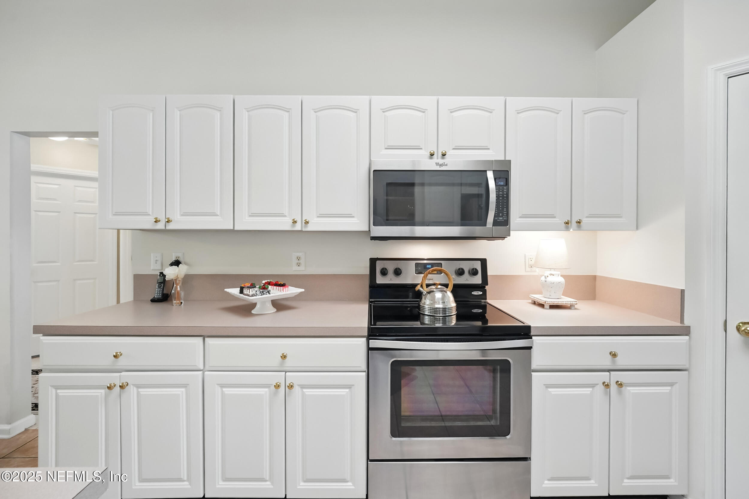 428 TWIN OAKS Lane, St. Johns