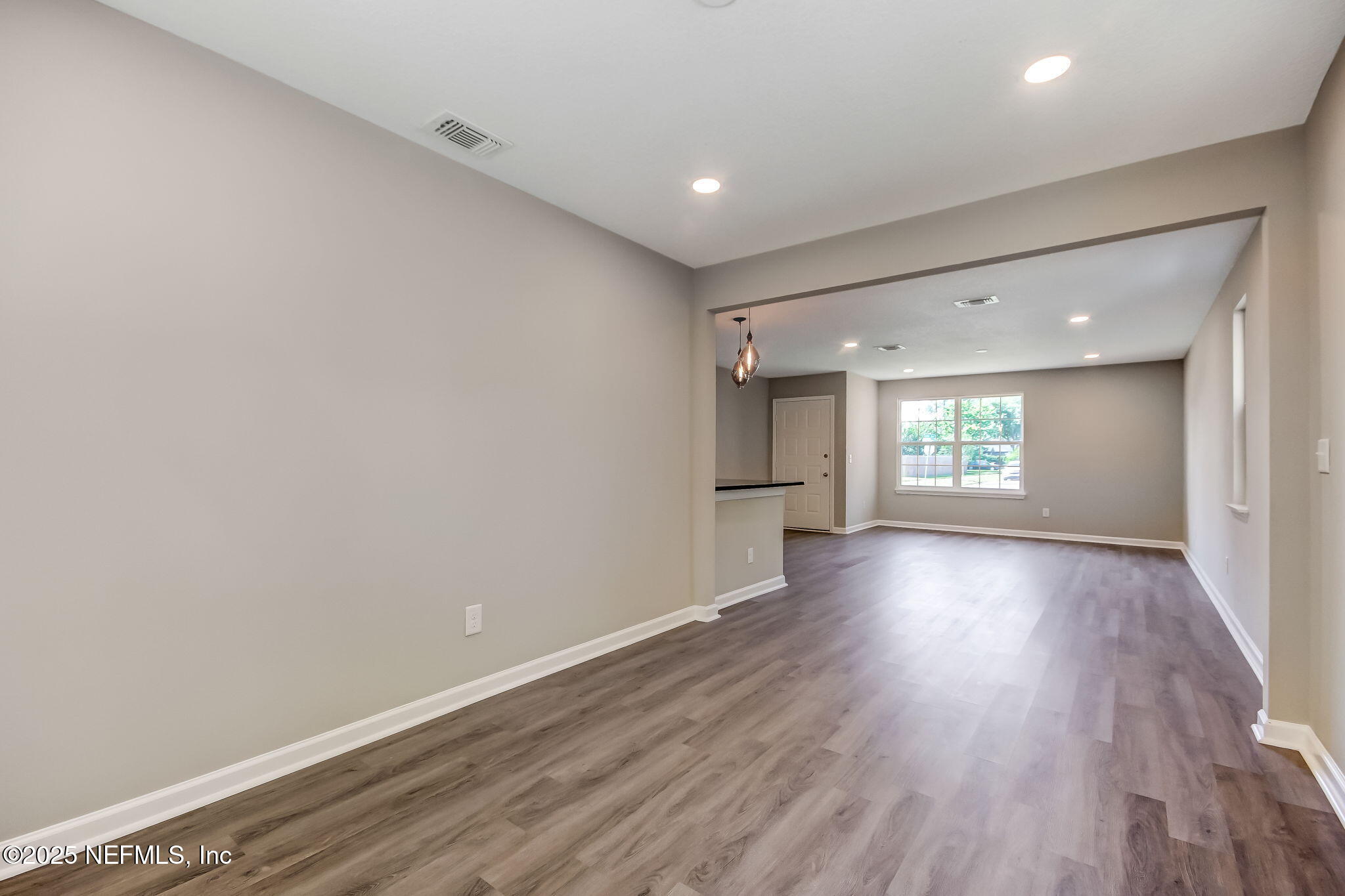5159 HORSE TRACK Drive N