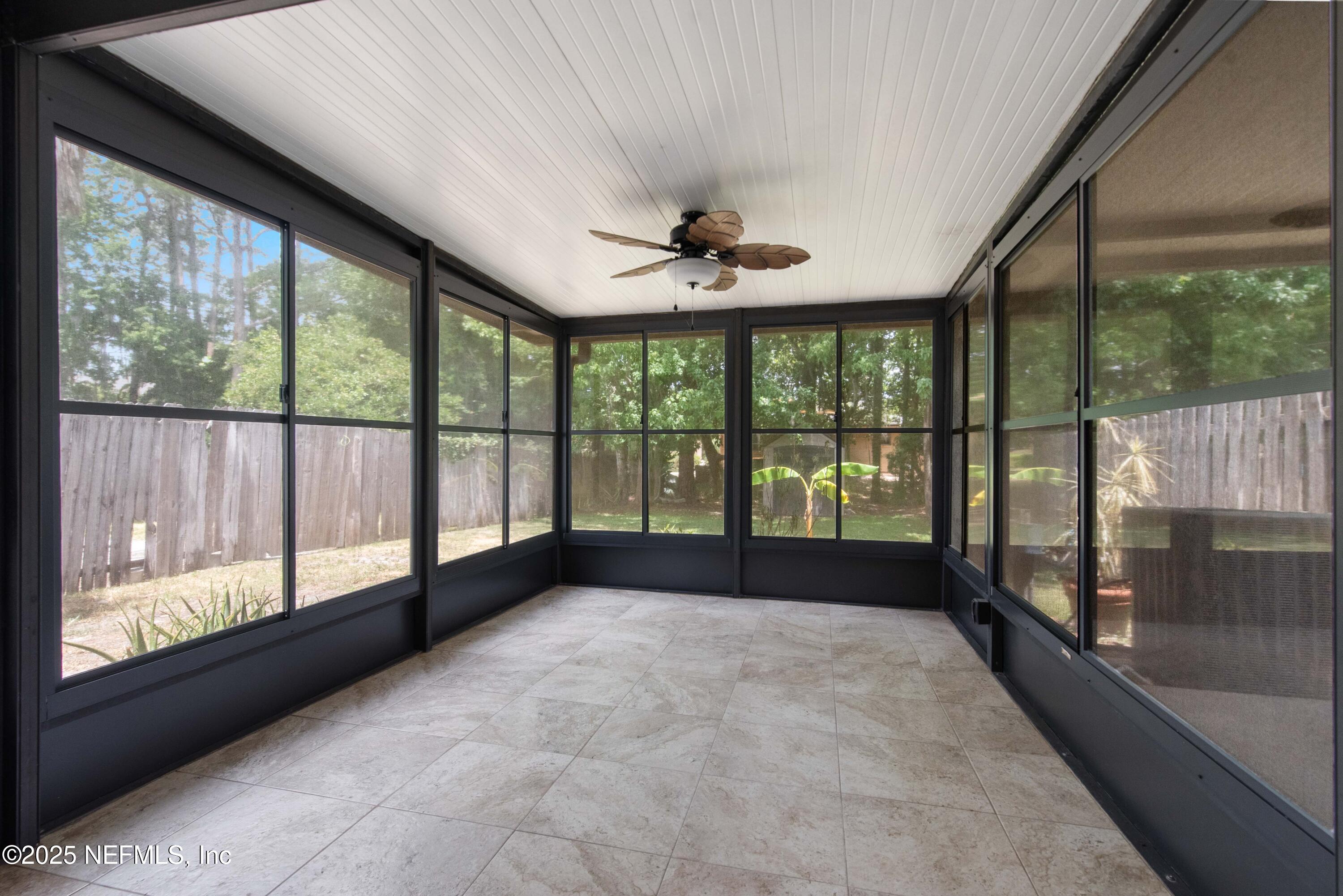 3951 LAURELWOOD Drive