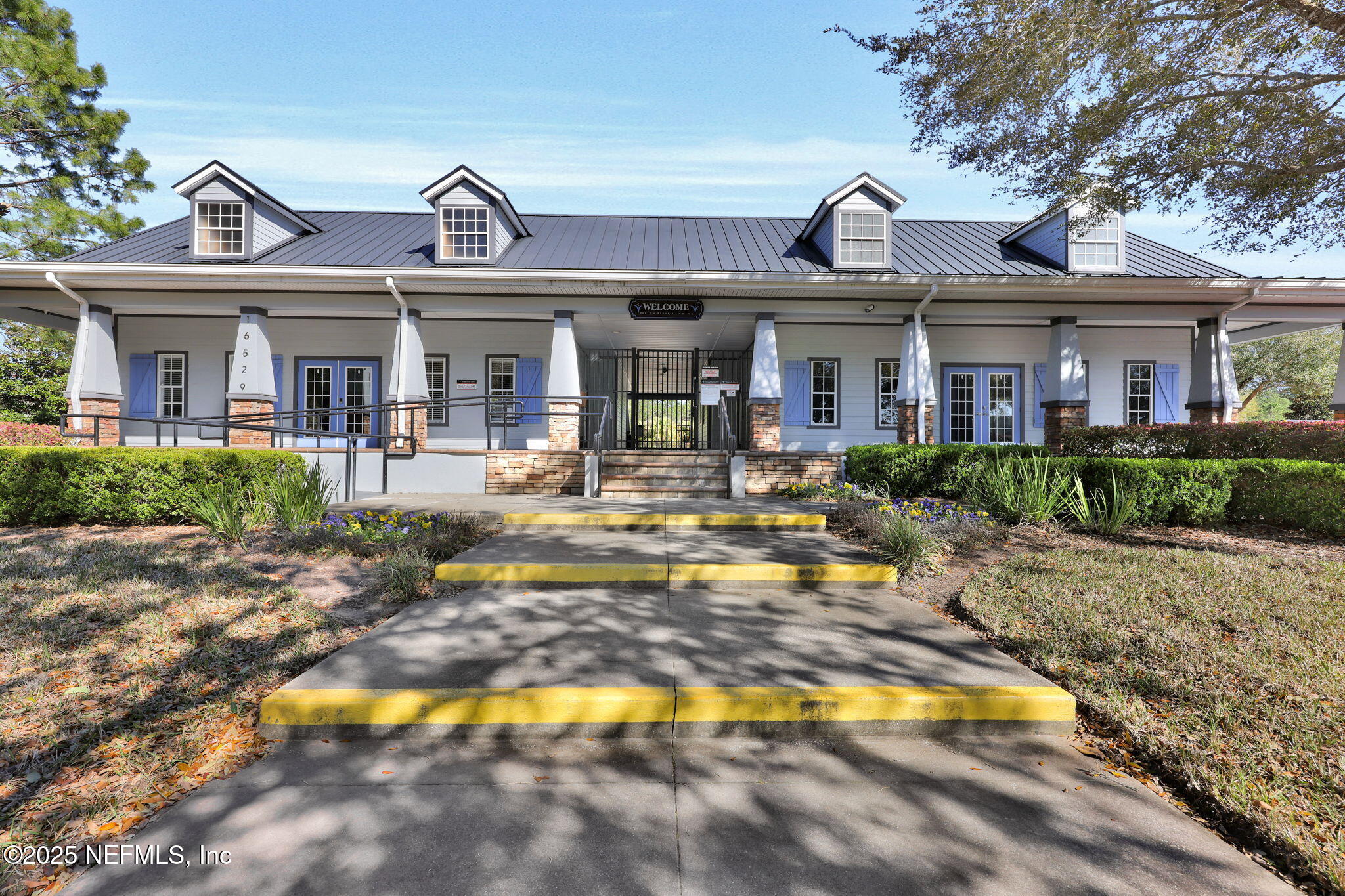 16301 MAGNOLIA GROVE Way
