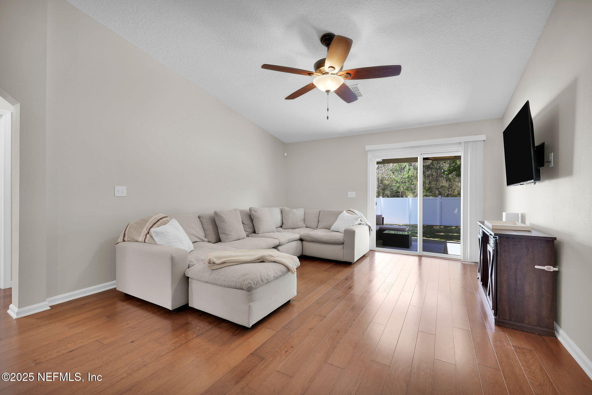 16301 MAGNOLIA GROVE Way