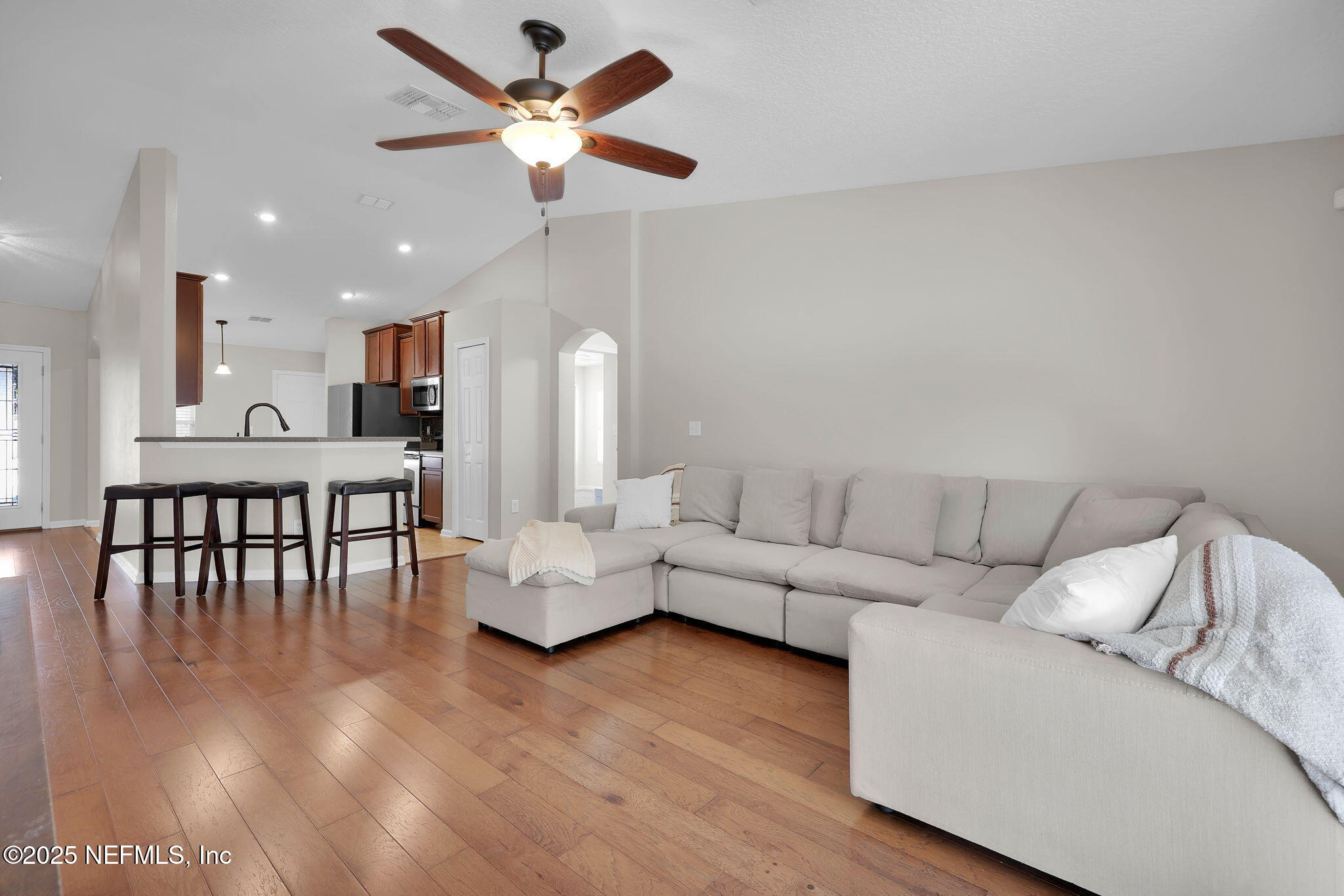 16301 MAGNOLIA GROVE Way