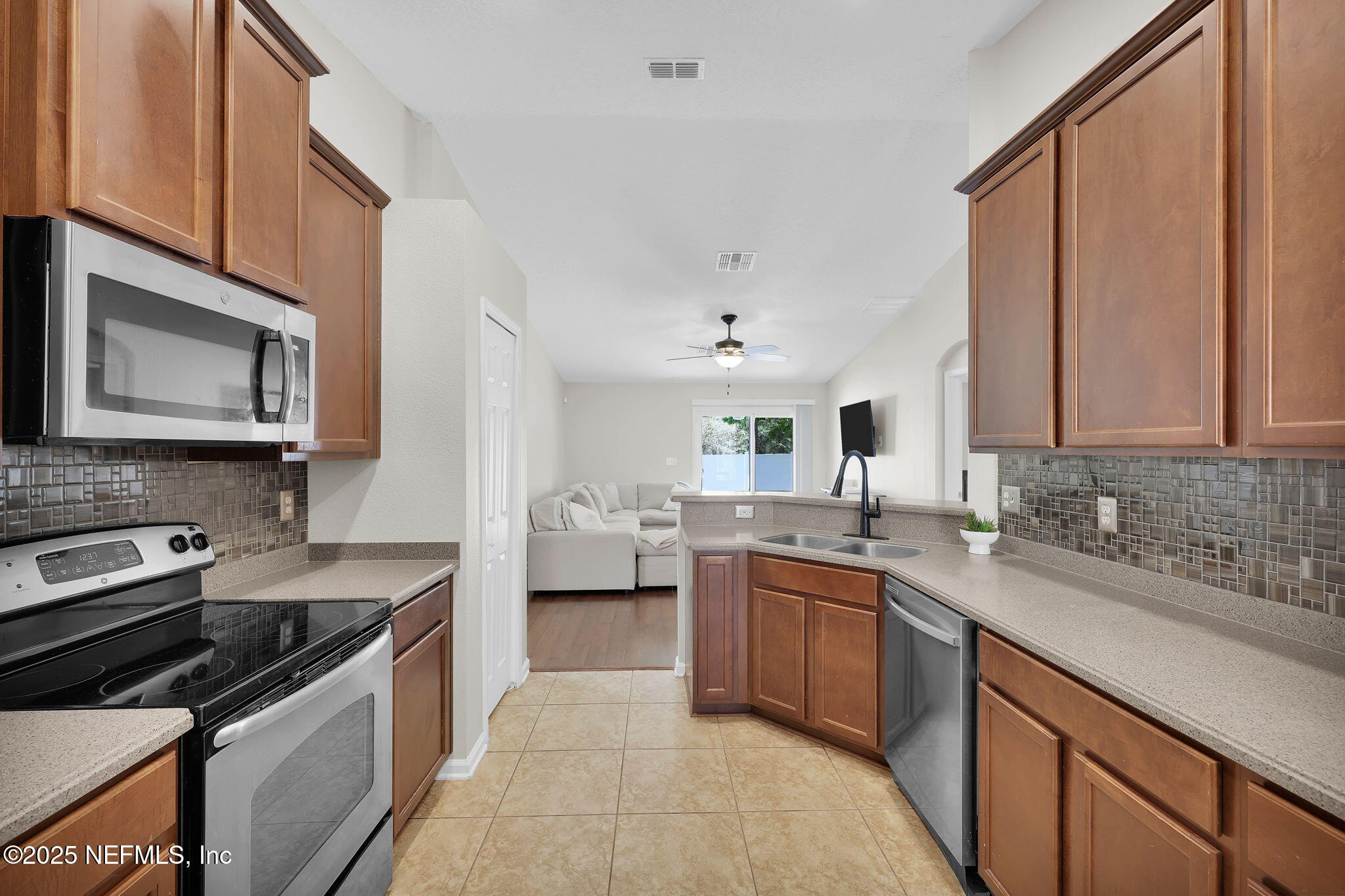 16301 MAGNOLIA GROVE Way