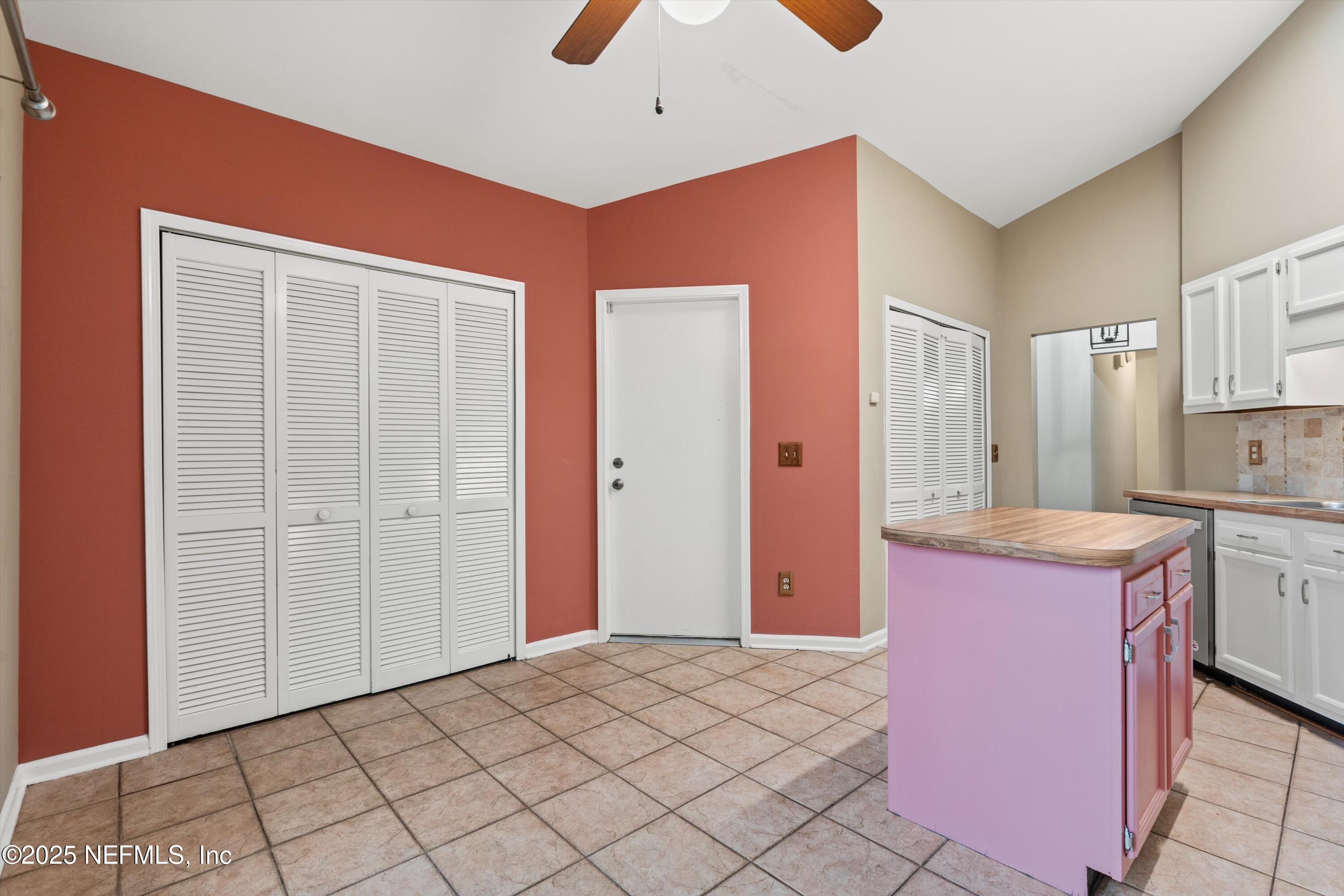2451 HAMPTON FALLS Drive W