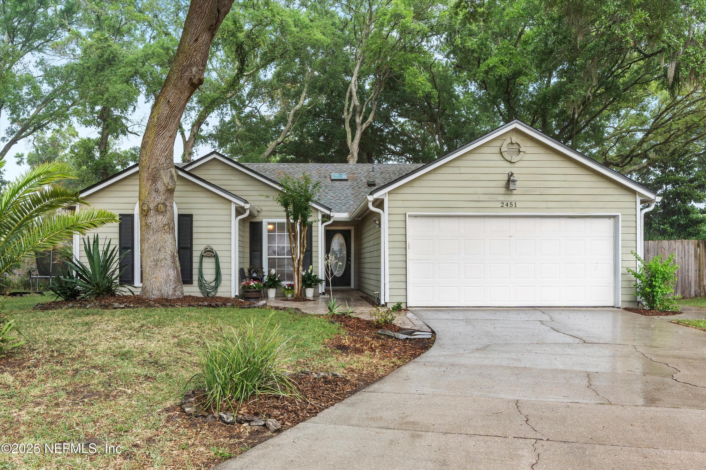 2451 HAMPTON FALLS Drive W