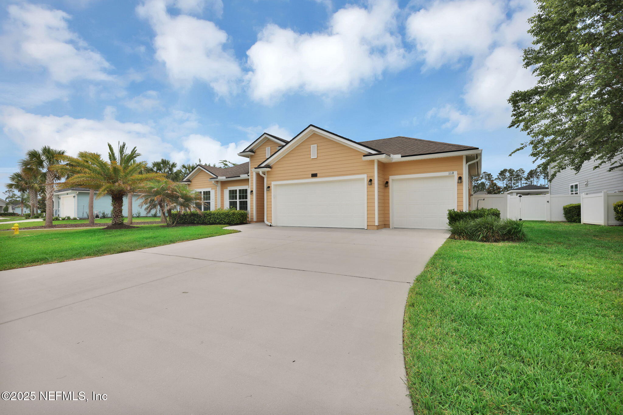 119 CYPRESS BANKS Drive, St. Johns