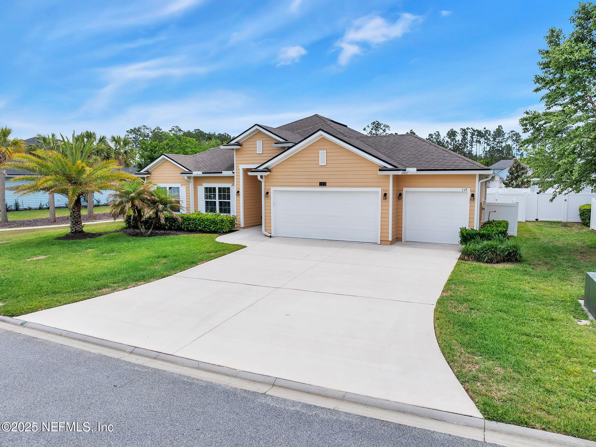 119 CYPRESS BANKS Drive, St. Johns