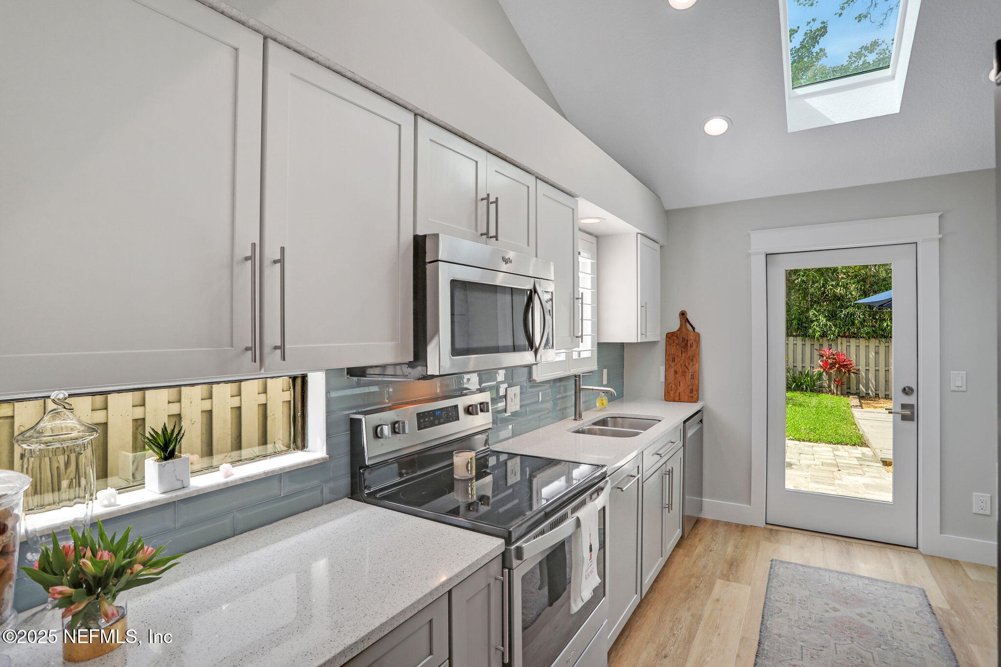 467 SELVA LAKES Circle