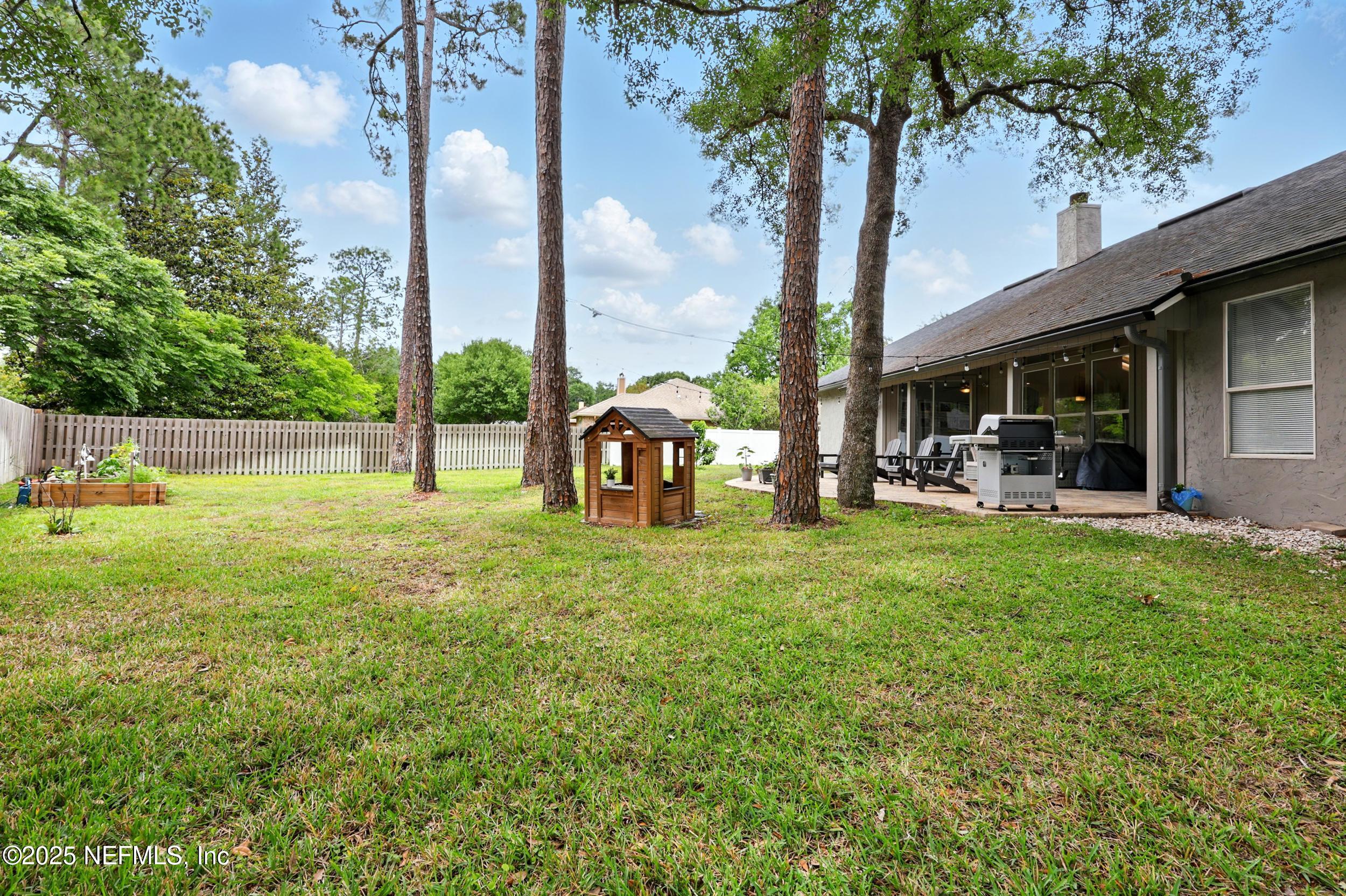 100 BRACKEN Court, St. Johns