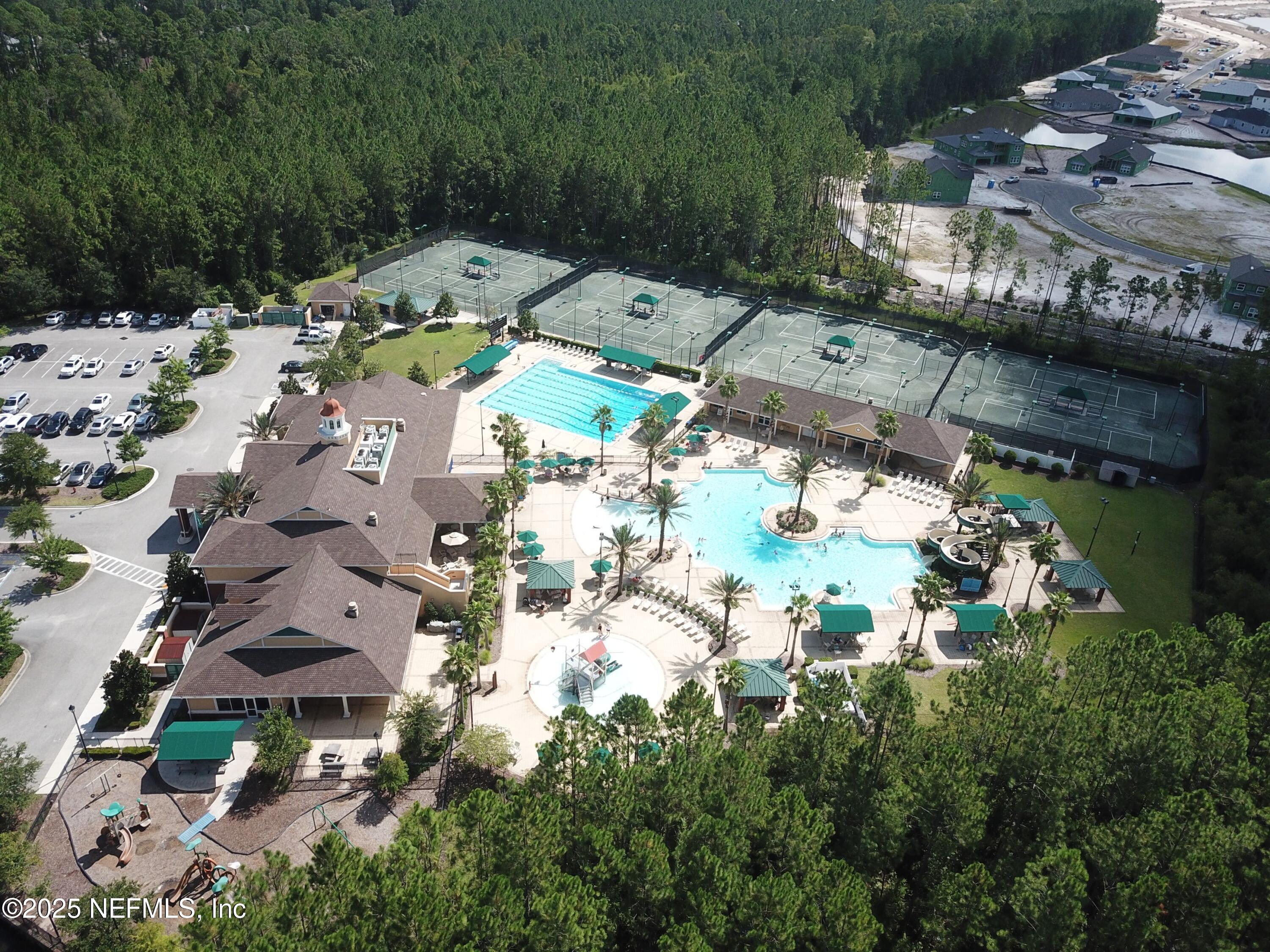 1821 W WINDY Way, St. Johns