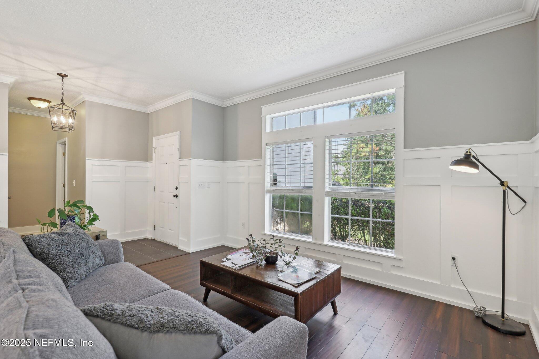 1821 W WINDY Way, St. Johns