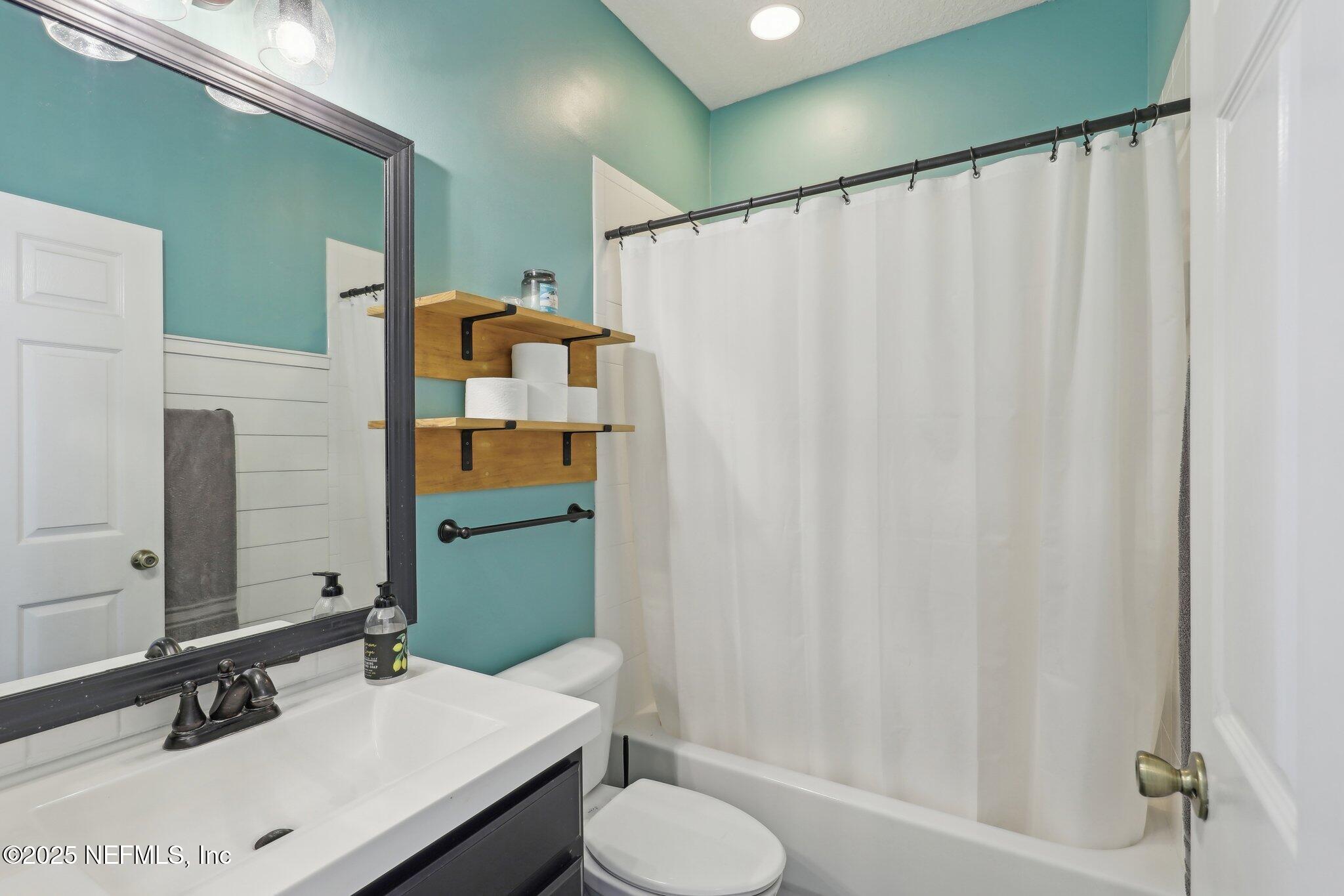 1821 W WINDY Way, St. Johns