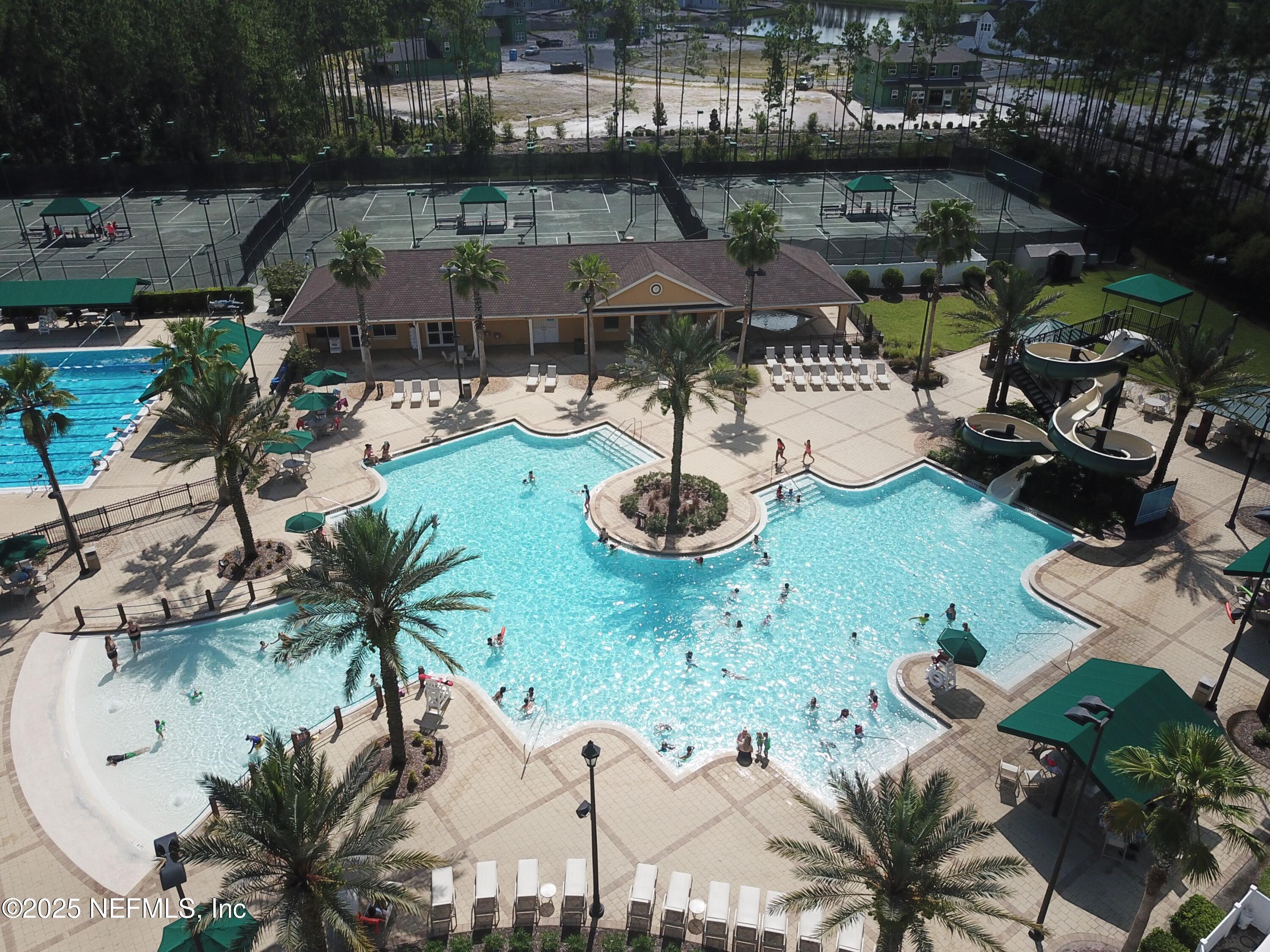 1821 W WINDY Way, St. Johns