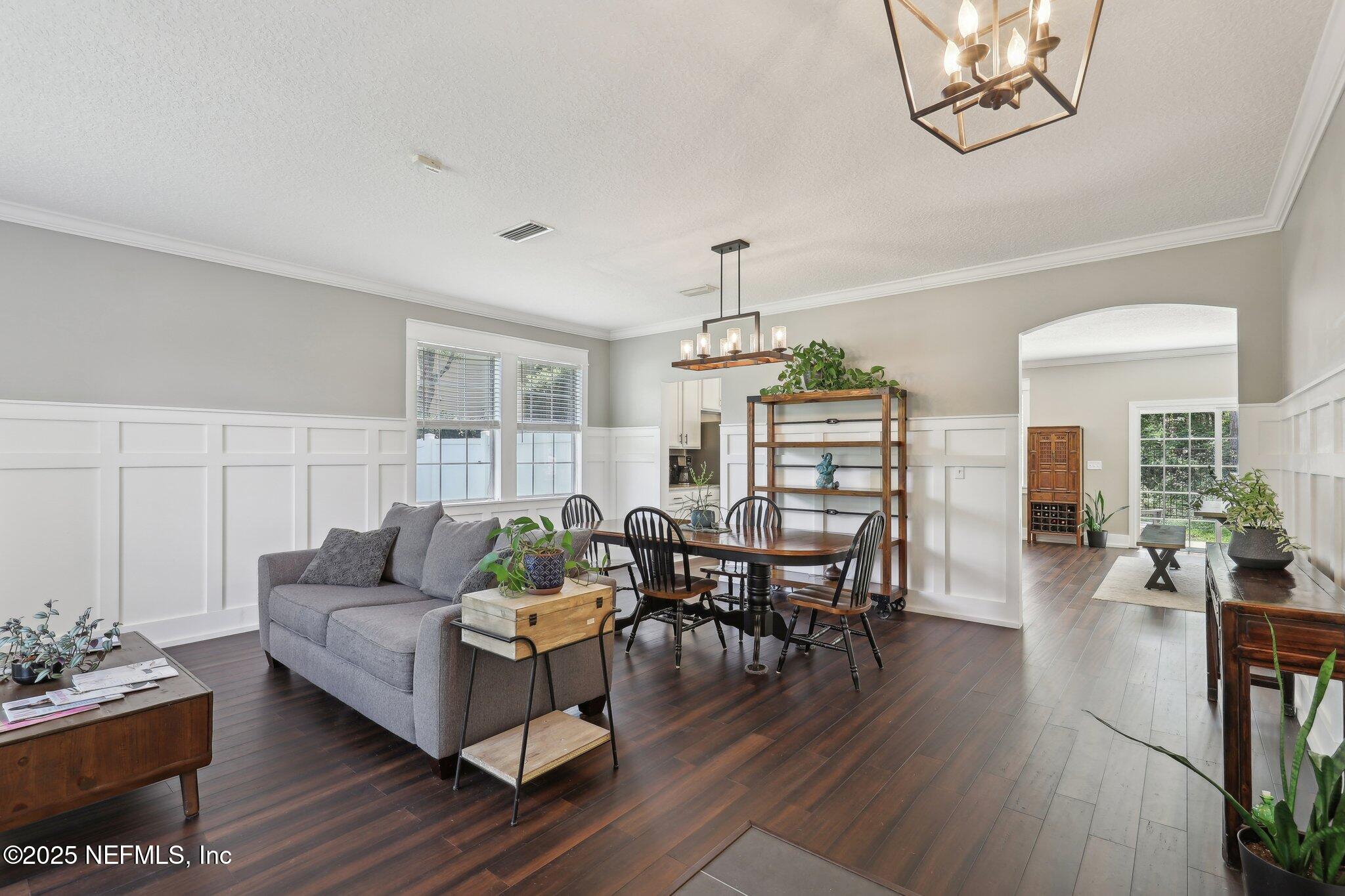 1821 W WINDY Way, St. Johns