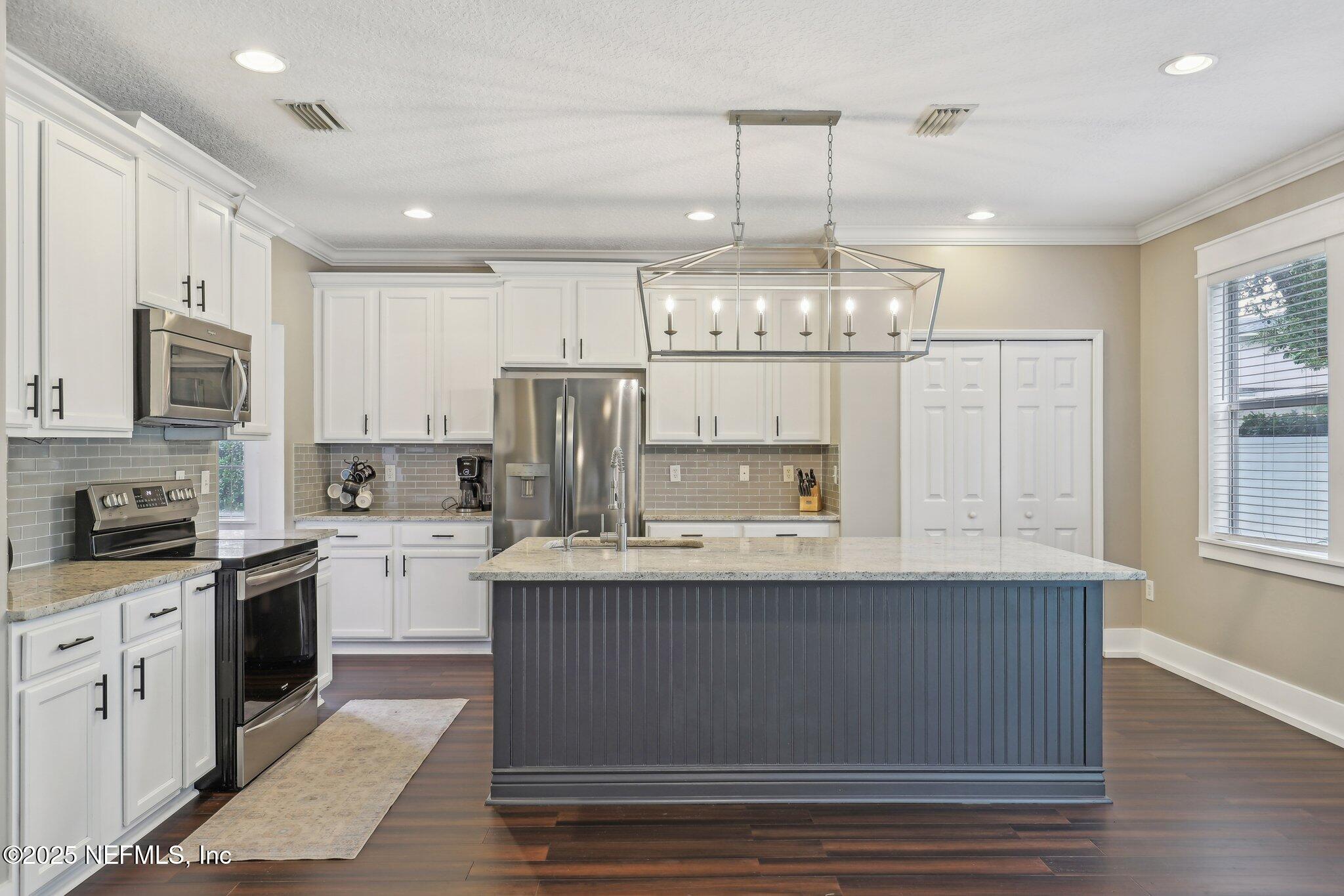 1821 W WINDY Way, St. Johns