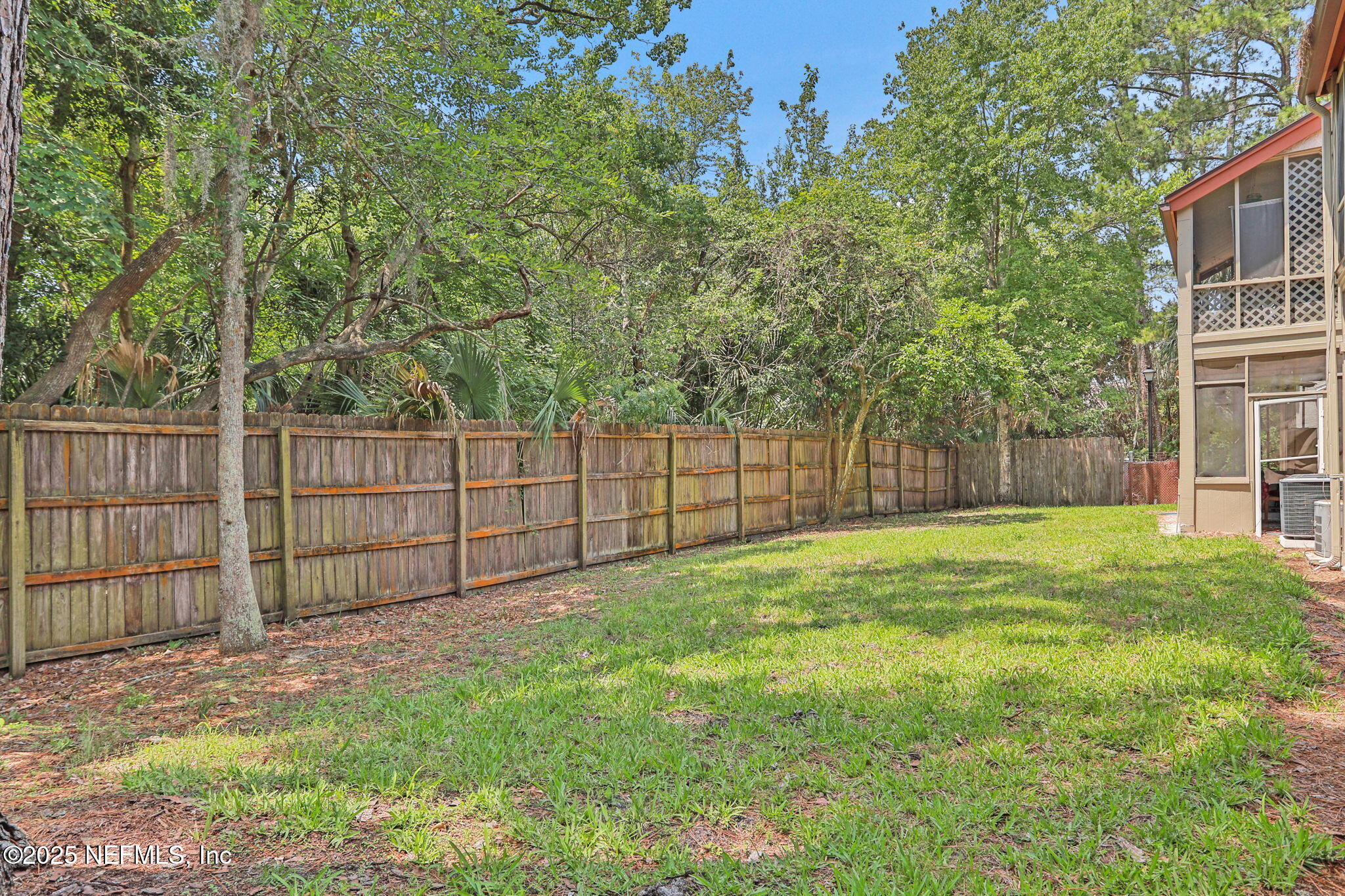 1303 WOOD HILL Place, 1303