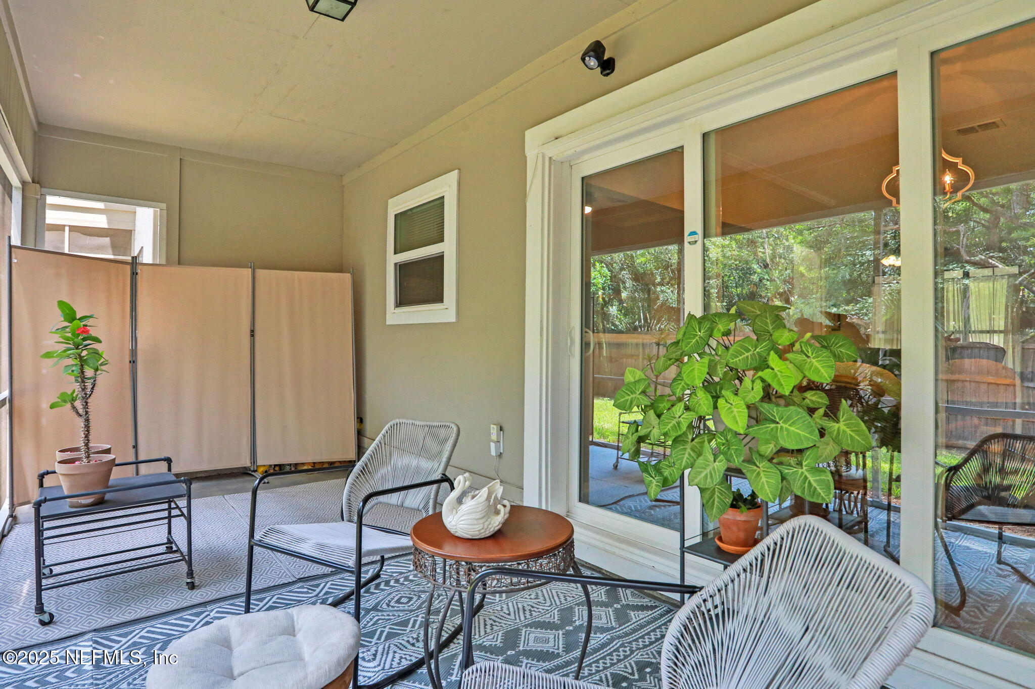 1303 WOOD HILL Place, 1303