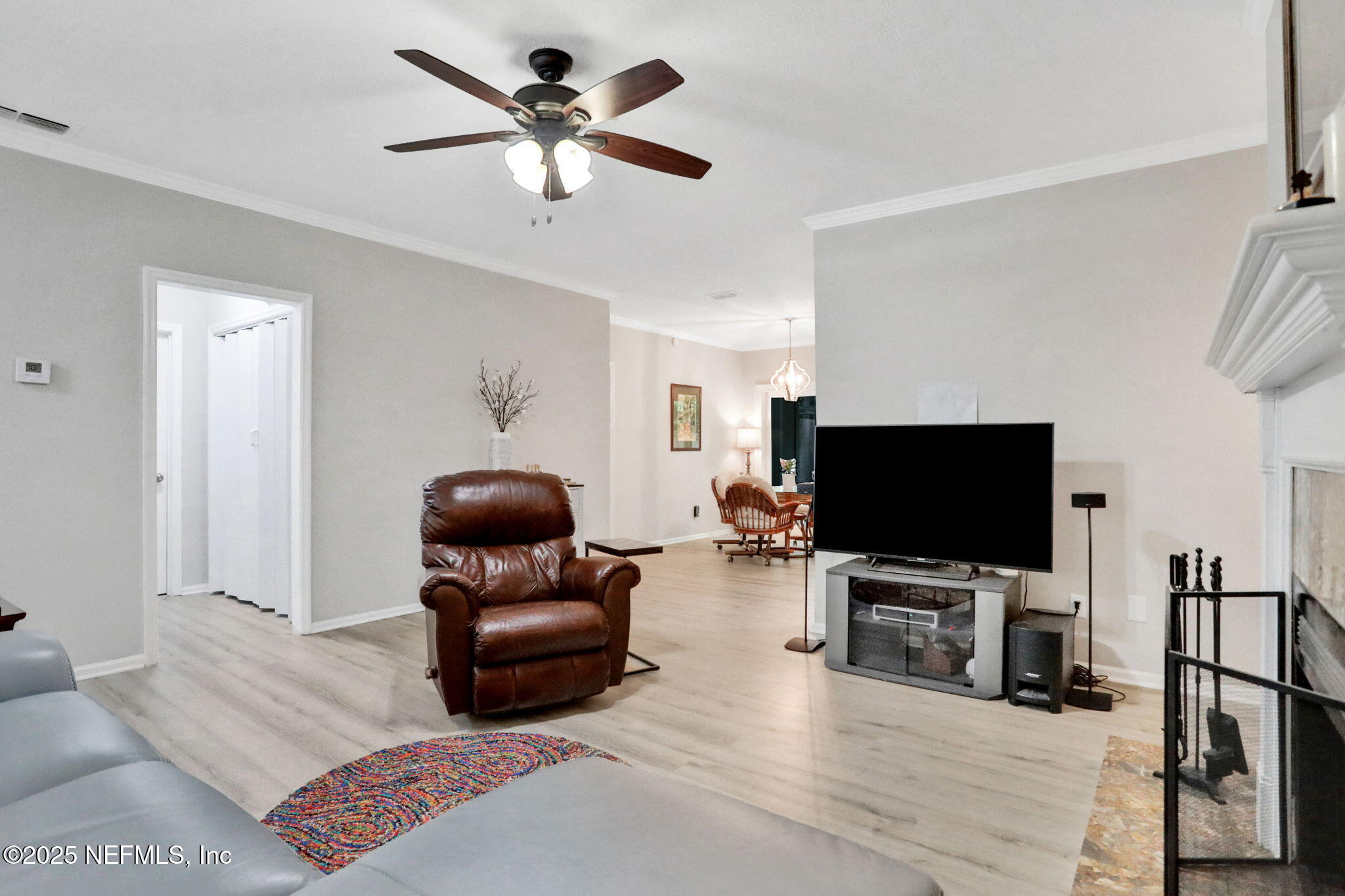 1303 WOOD HILL Place, 1303