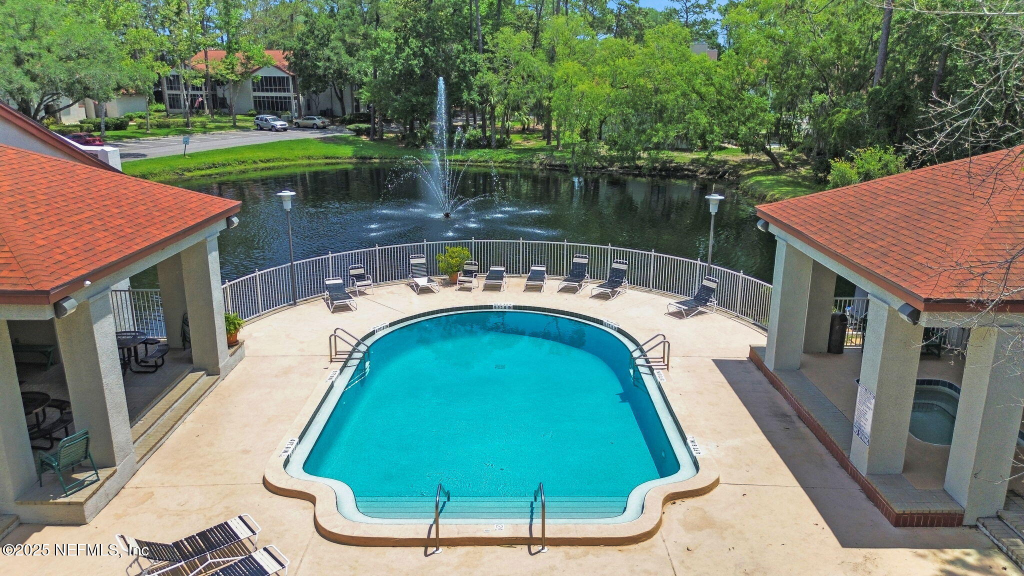 1303 WOOD HILL Place, 1303