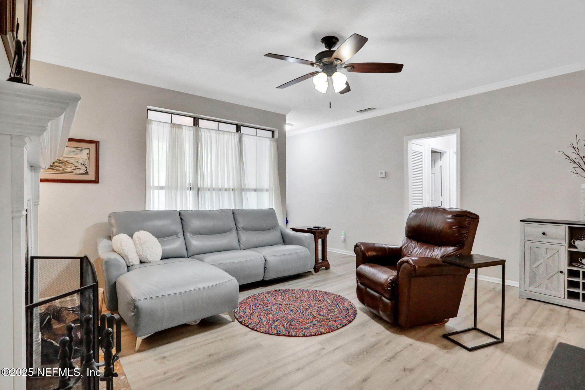 1303 WOOD HILL Place, 1303