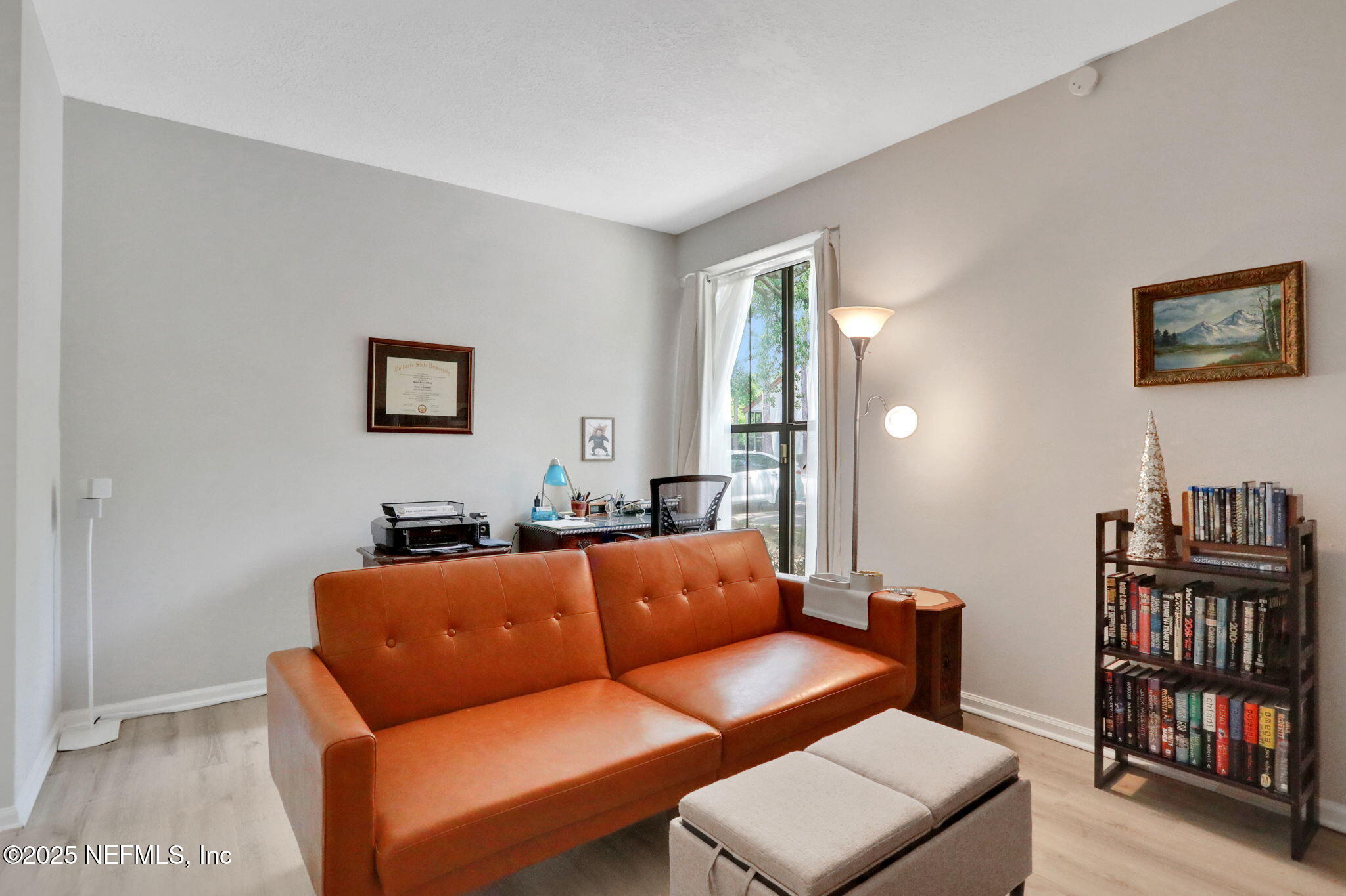 1303 WOOD HILL Place, 1303