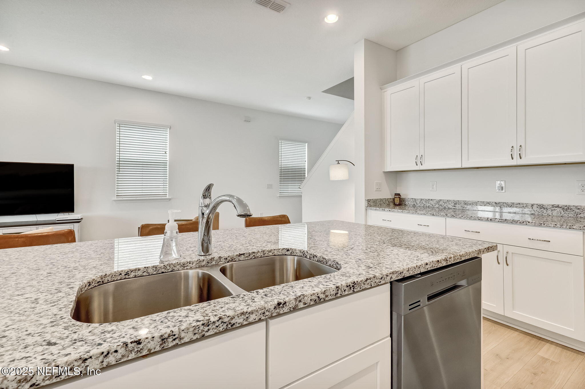 287 RUM RUNNER Way, St. Johns