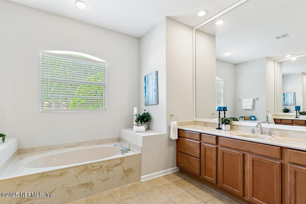 1728 E COBBLESTONE Lane, St. Augustine