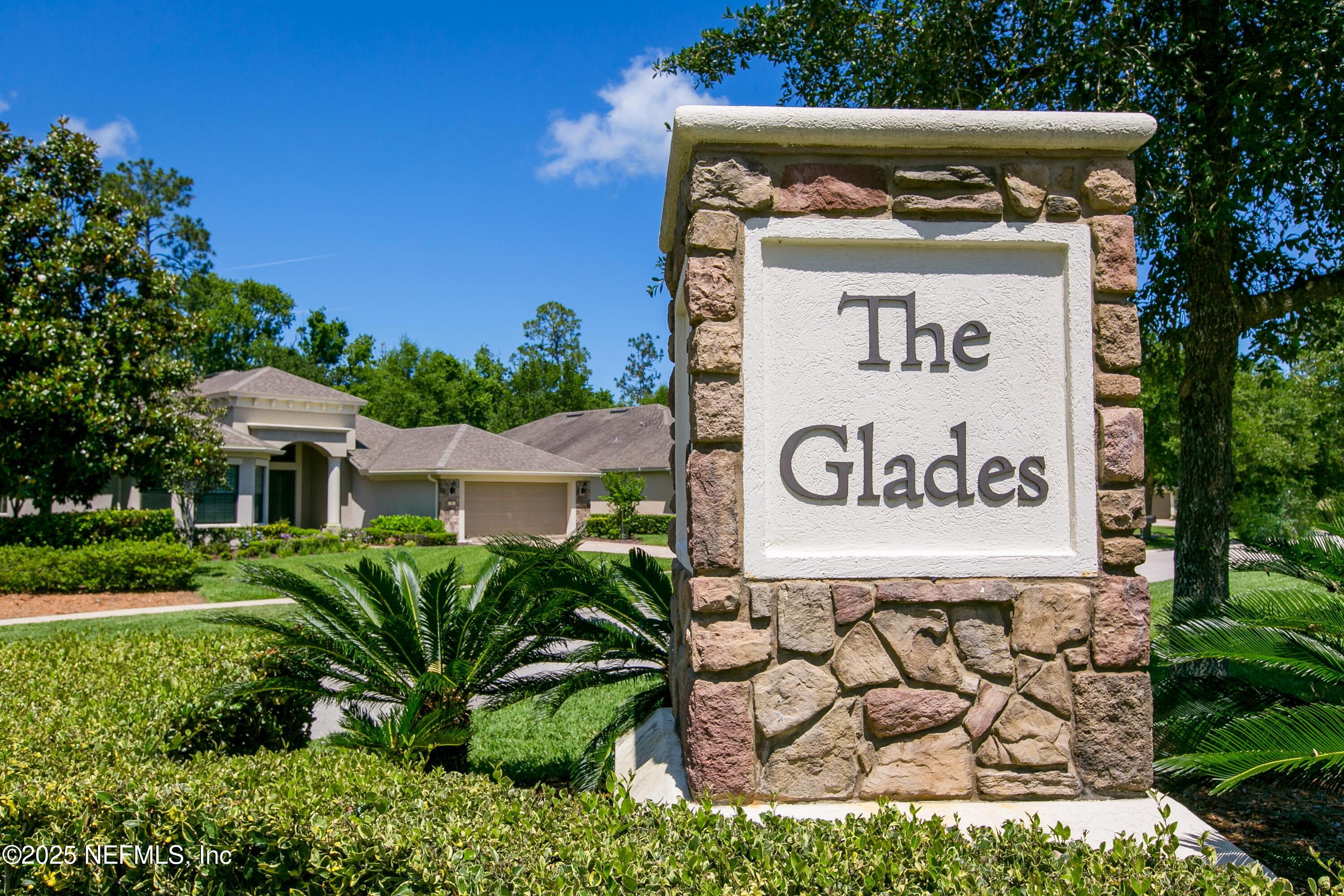90 CANOPY GLADES Circle