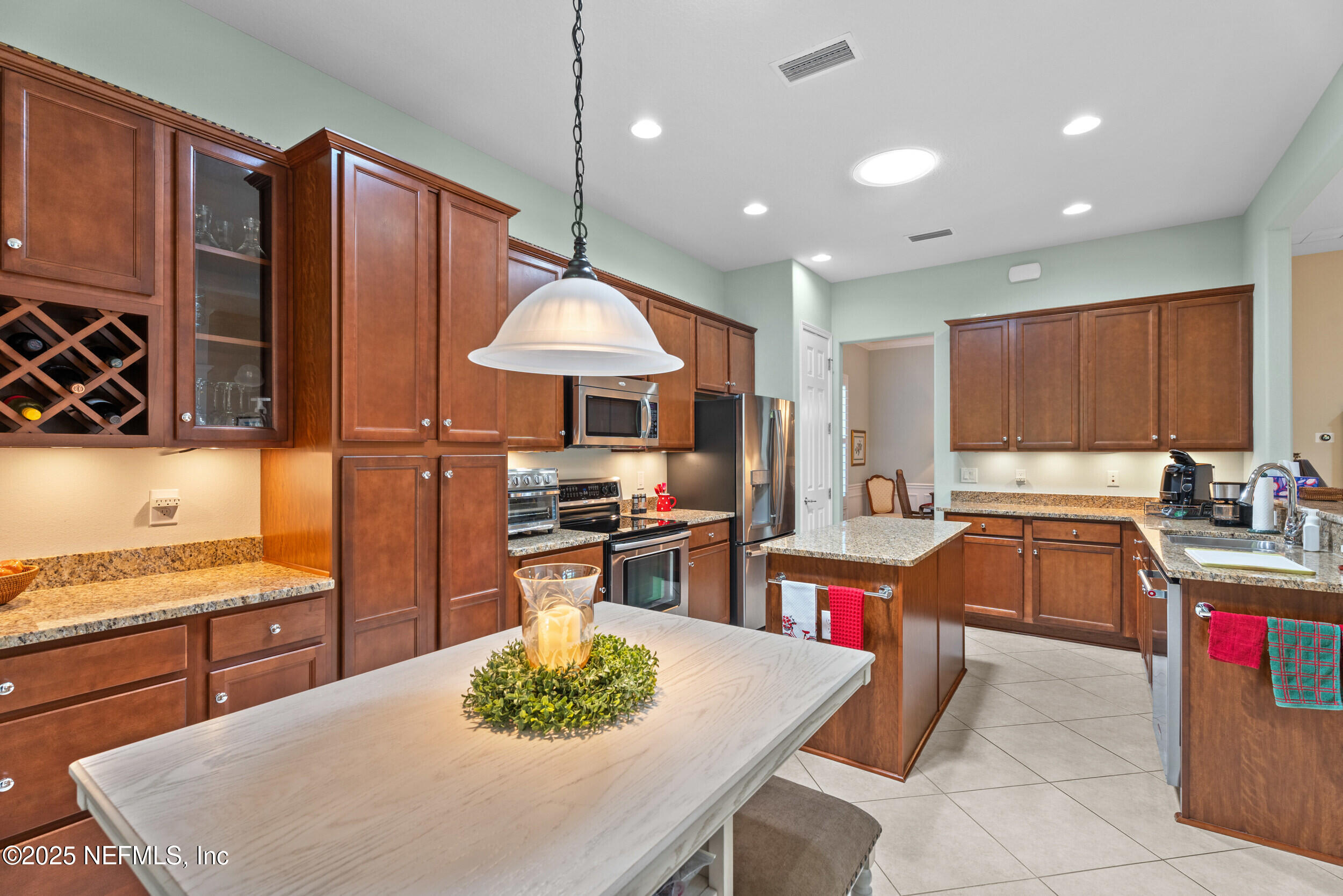 90 CANOPY GLADES Circle