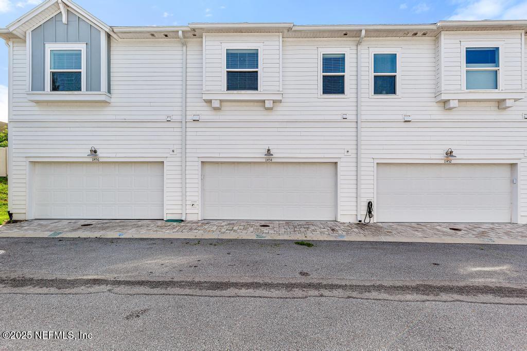 11454 WHITE CAP Court